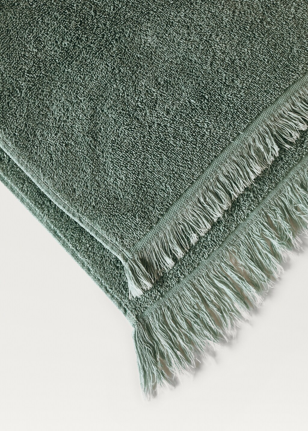Organic cotton children's shower towel with fringes