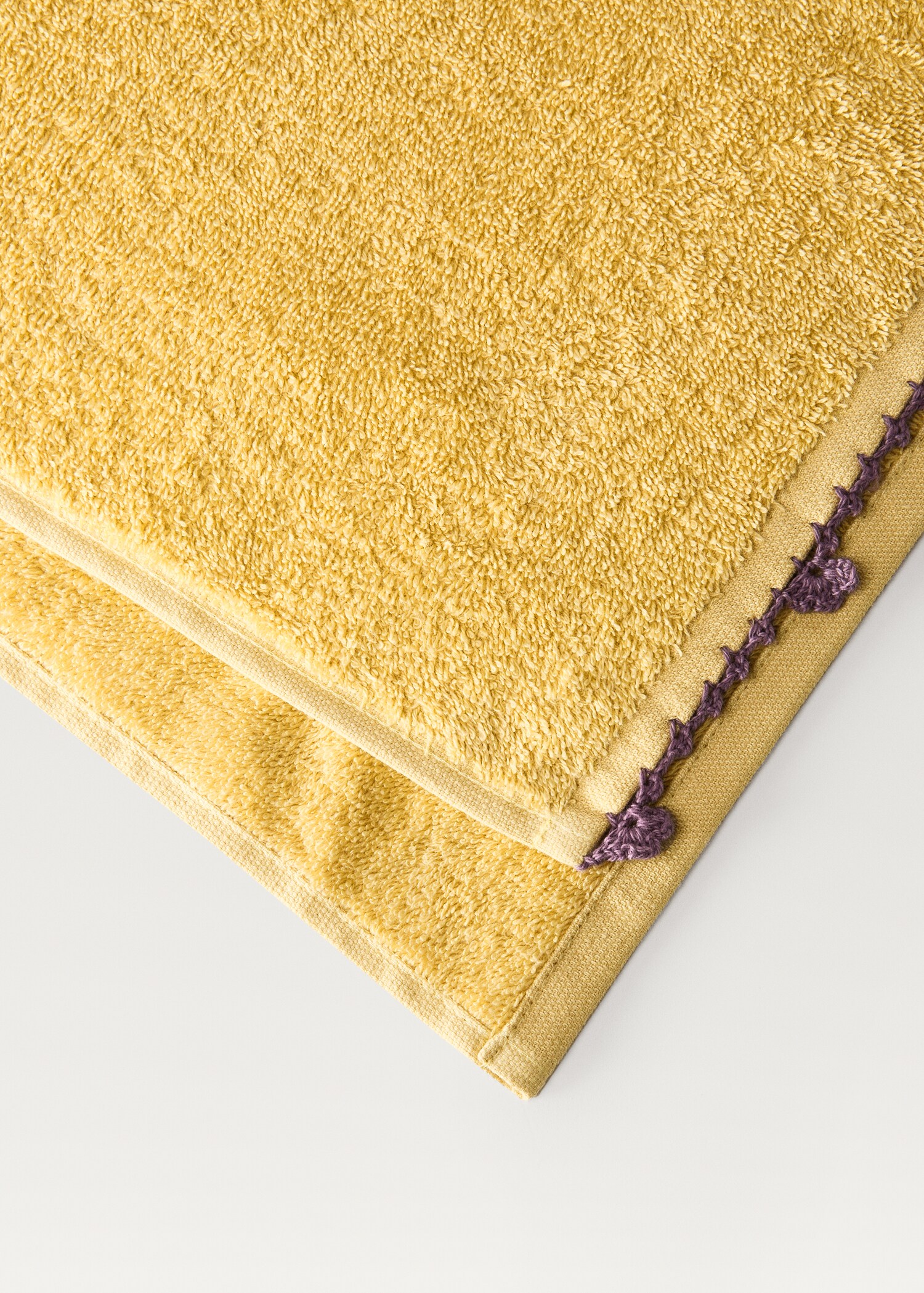 Children's washbasin towel with crochet trim - Details of the article 2