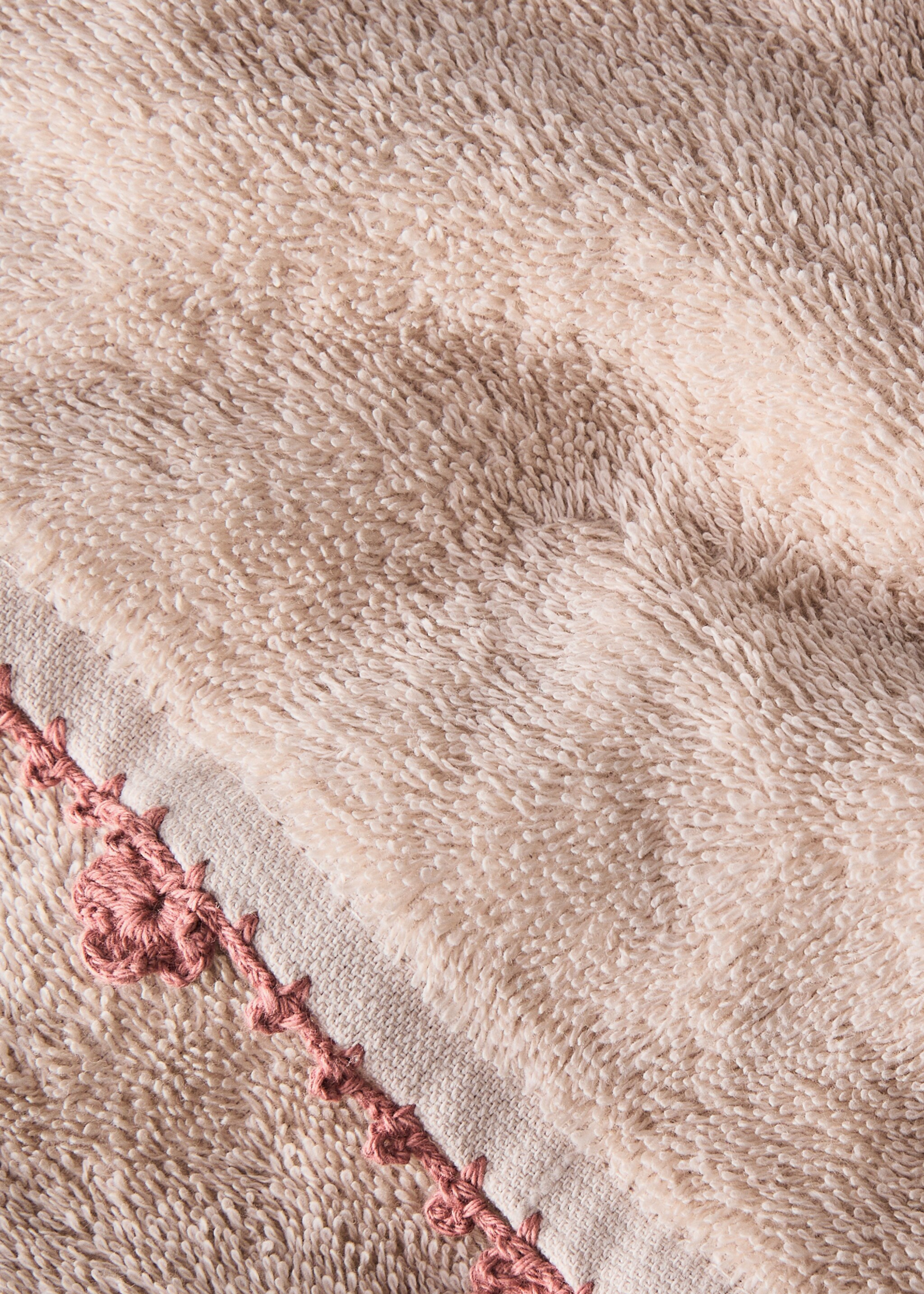 Children's bath towel with crochet trim - Details of the article 3