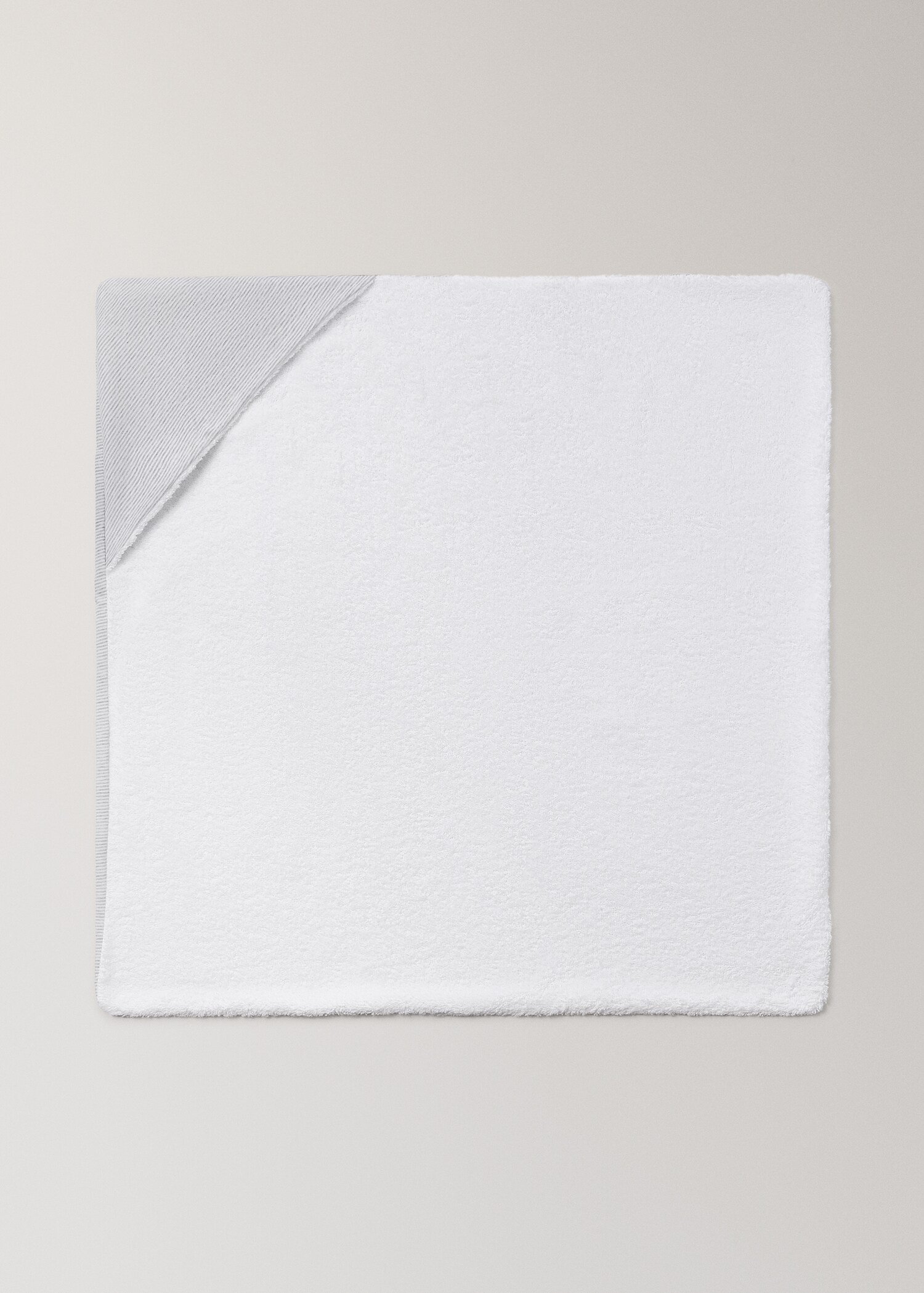 Two-colour stripe children's bath towel - Article without model