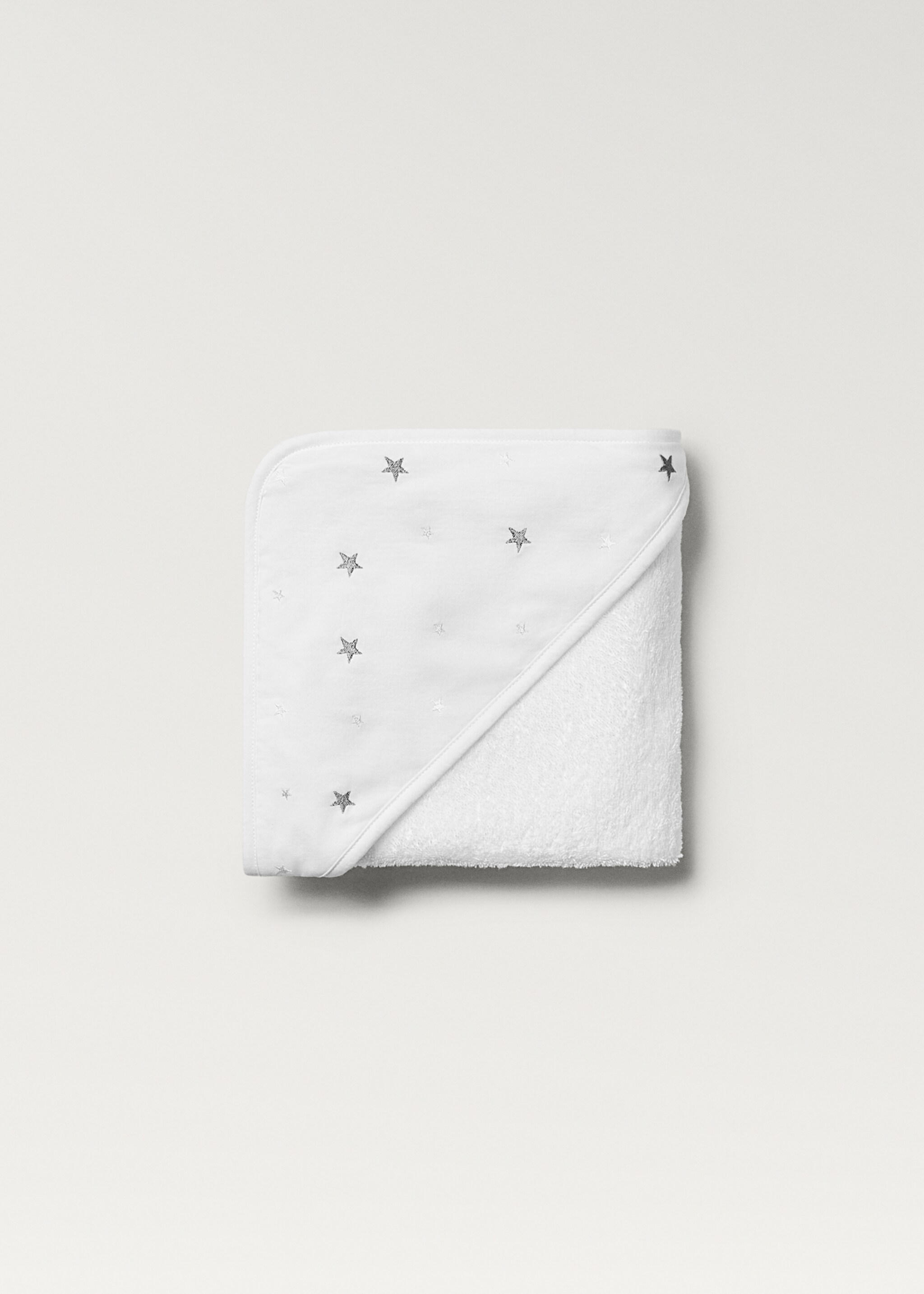 Children's bath towel embroidered with stars - Details of the article 1