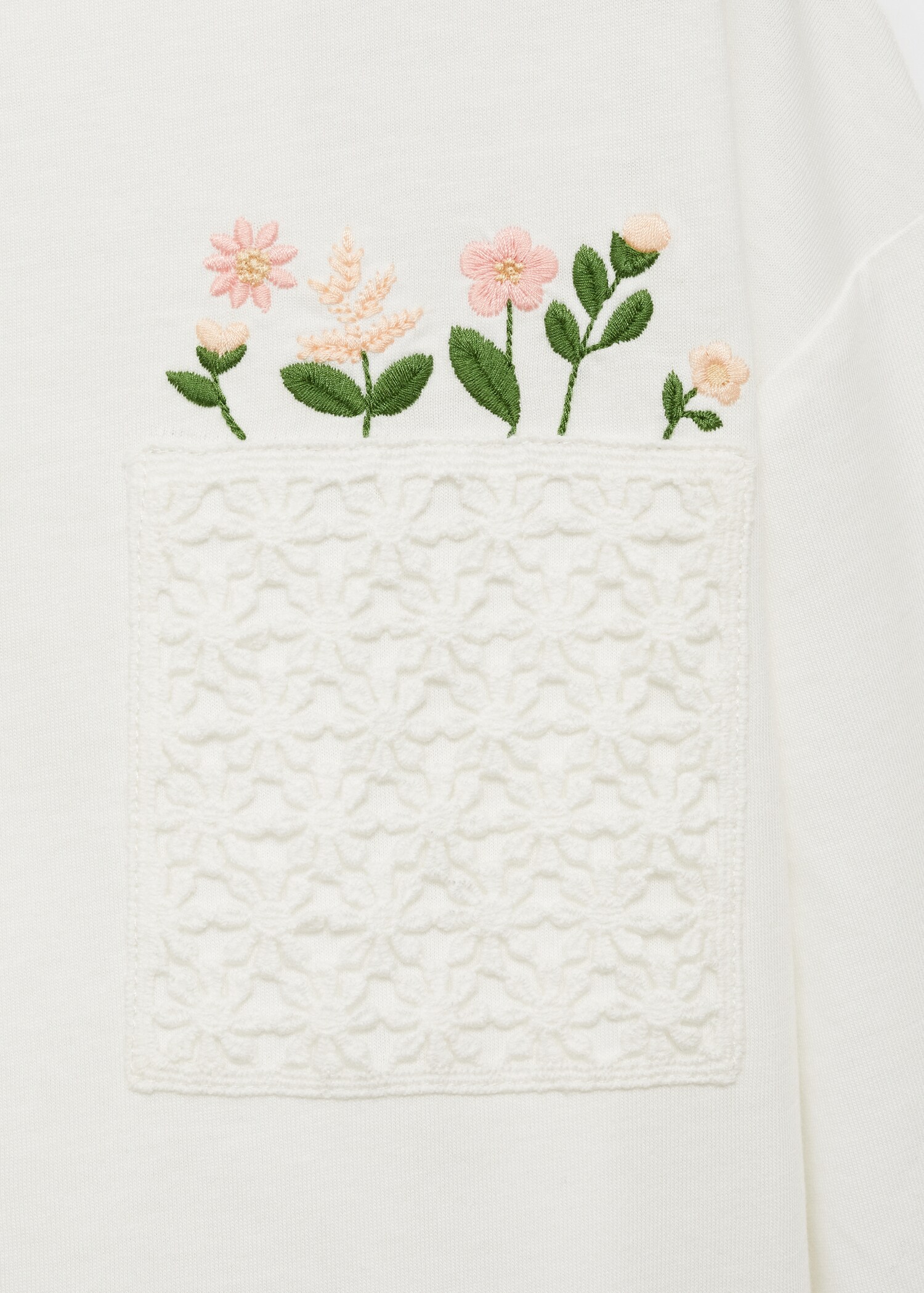 Embroidered detail T-shirt - Details of the article 0