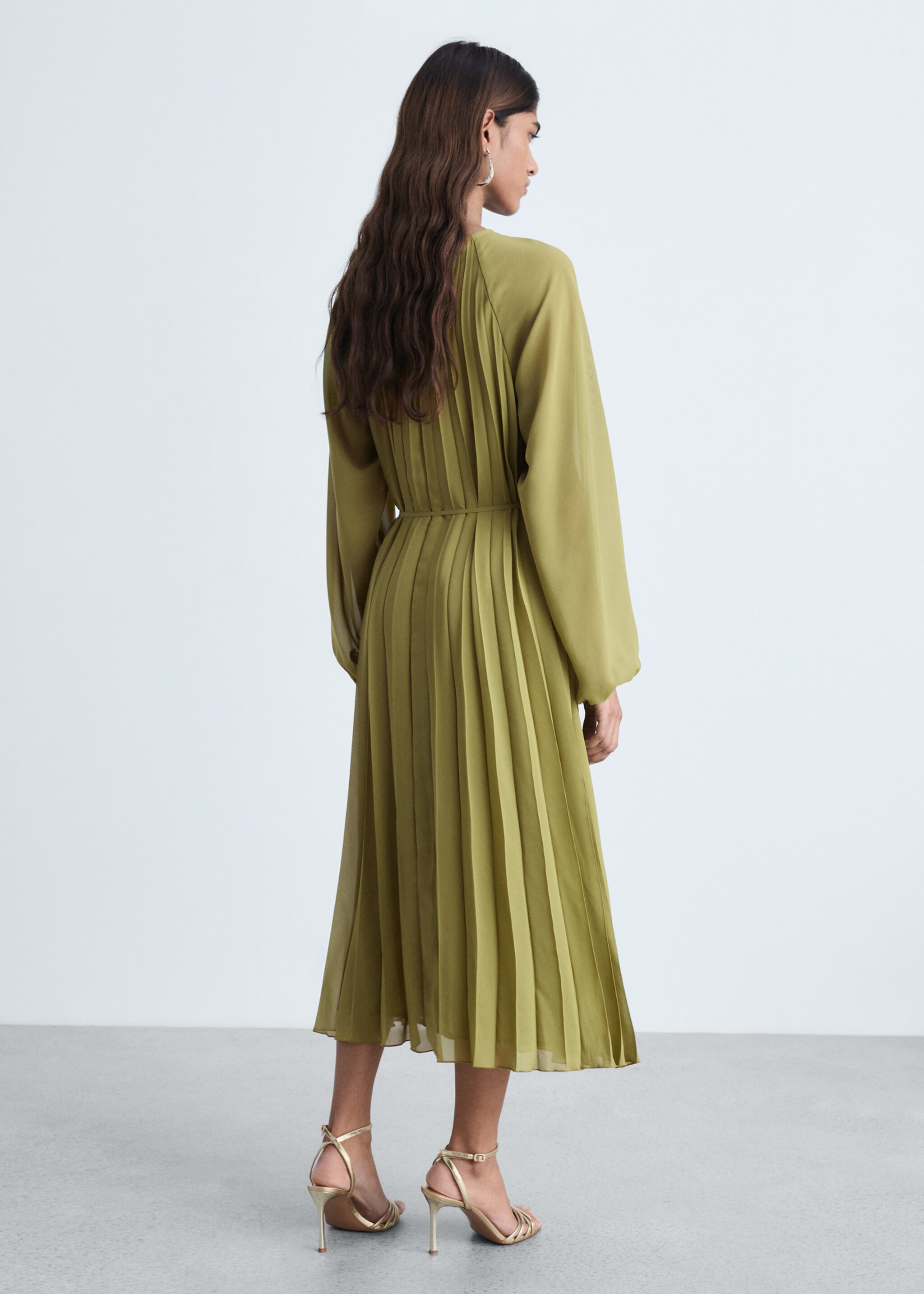 Vestido plisado cinturón lazo - Reverso del artículo