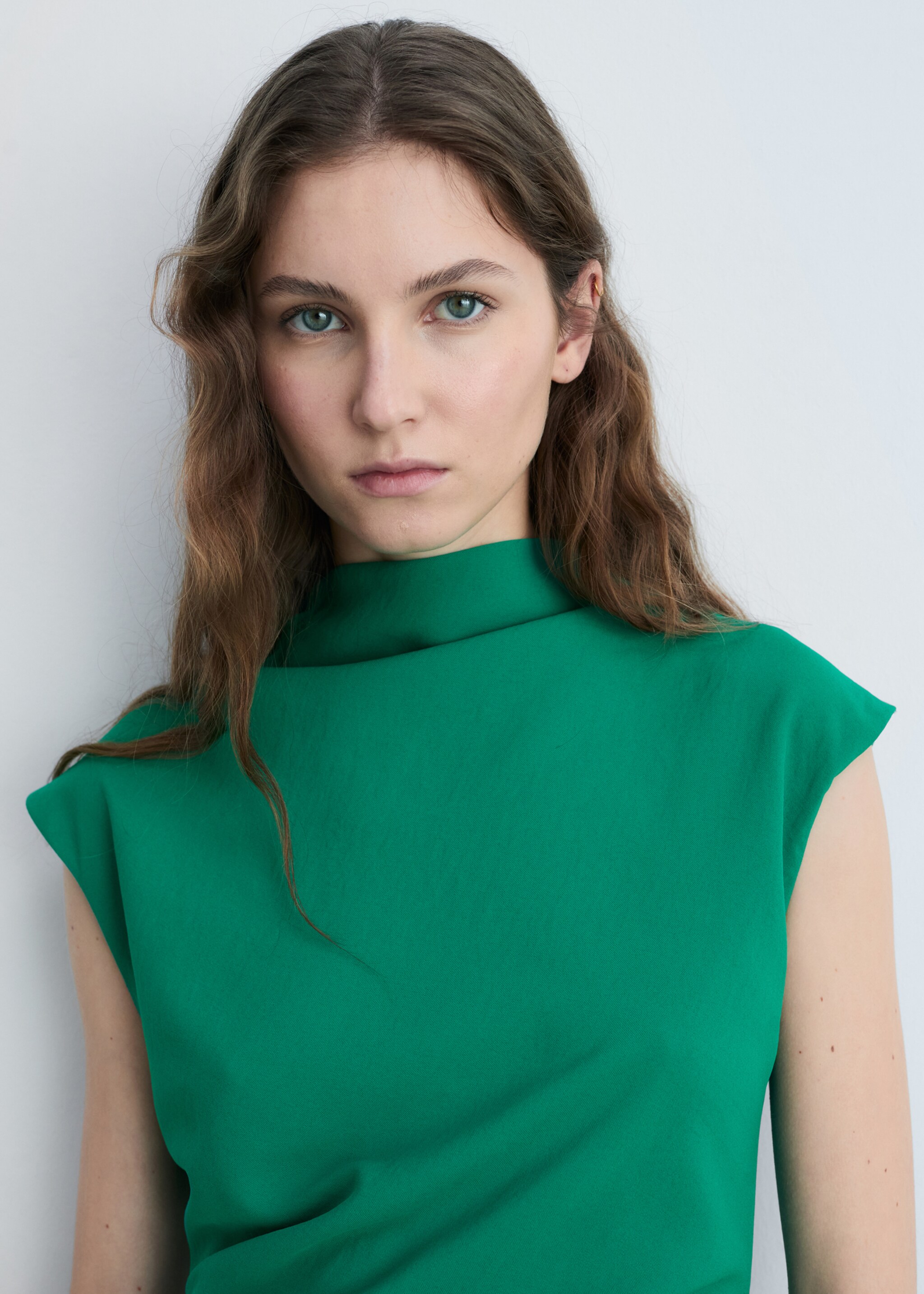 A-line dress with draped waist - Details of the article 1