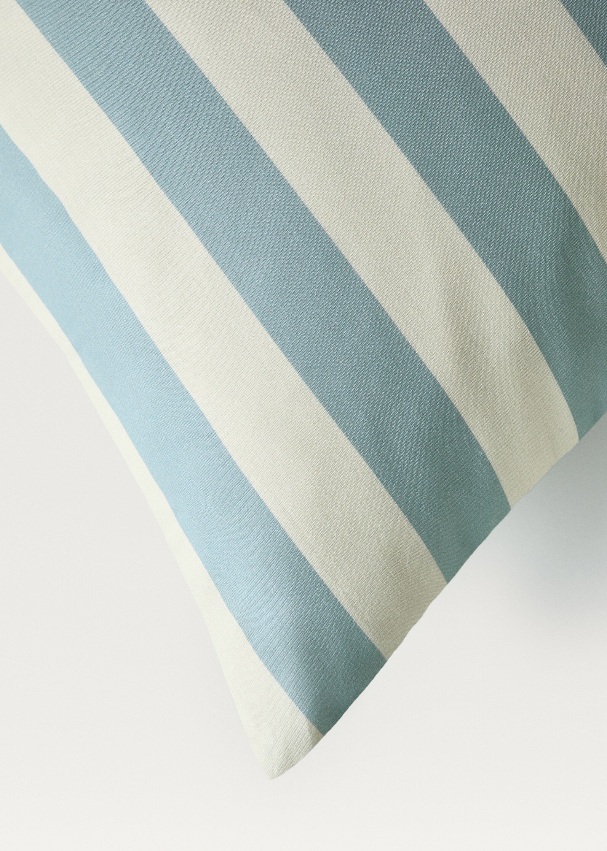 Cotton percale thick-striped children's pillowcase, 50x75 cm - Details of the article 3