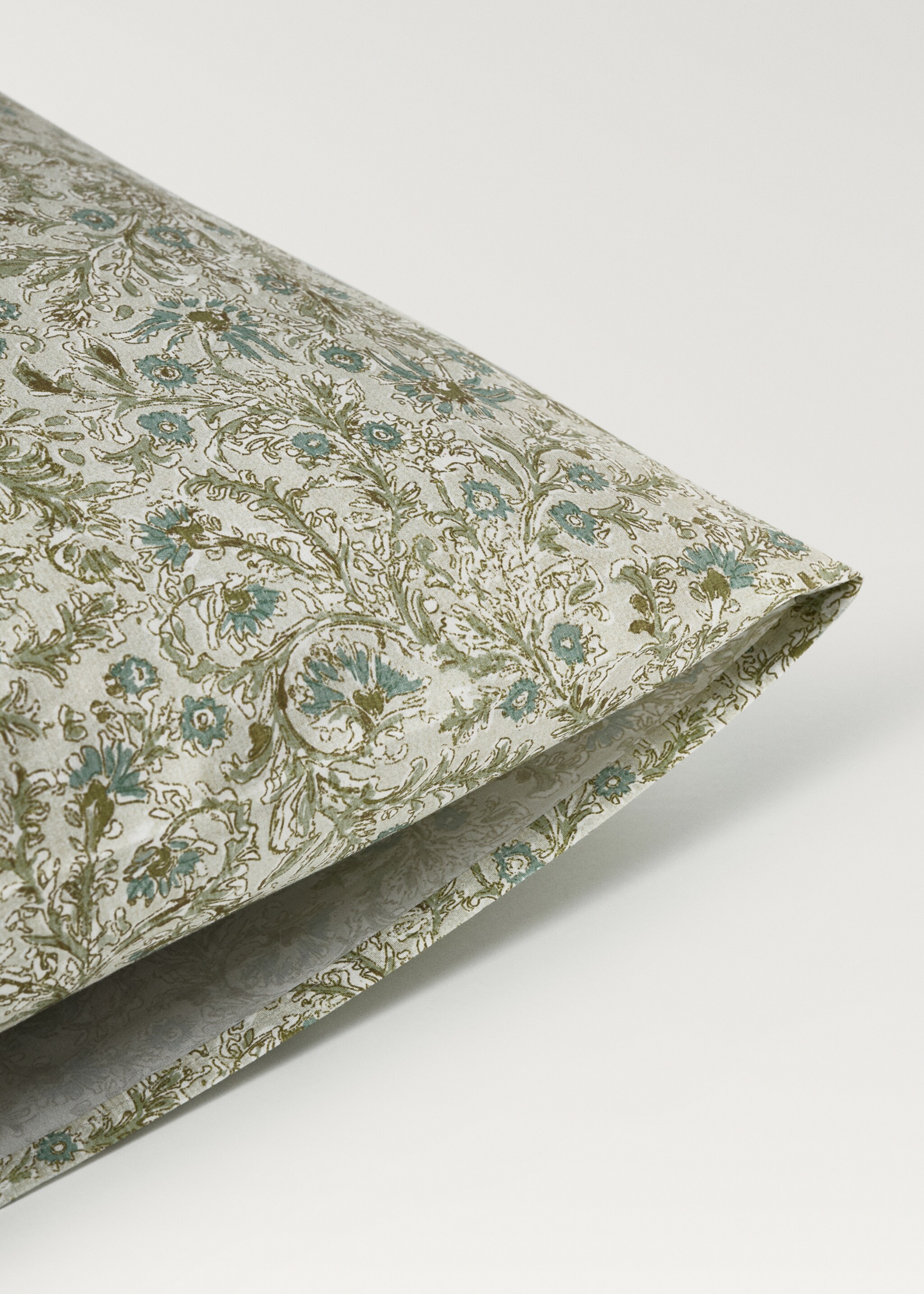 Cotton percale floral-print children's pillowcase 60x60 cm - Details of the article 1