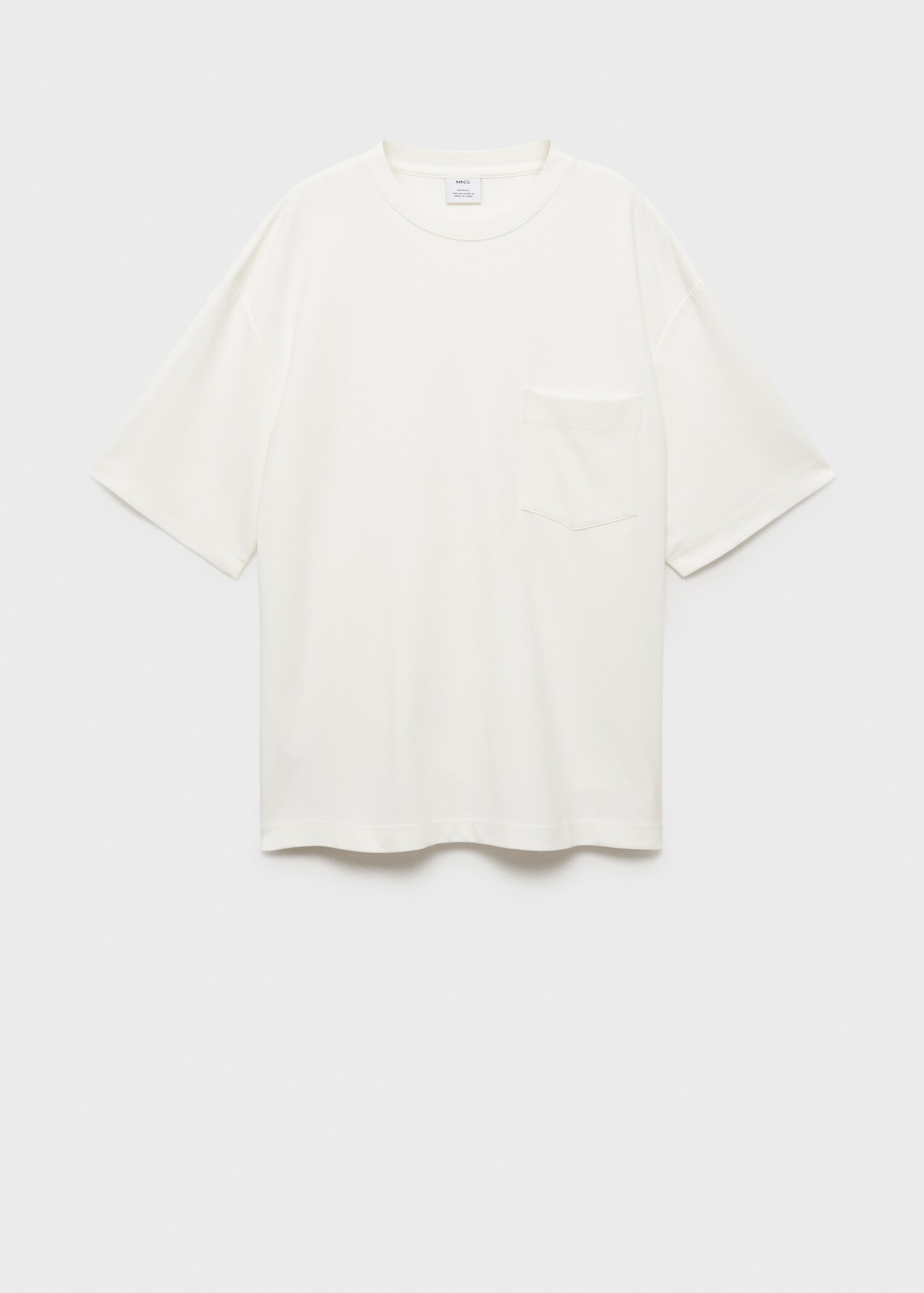 Oversized t-shirt with pocket - Article without model