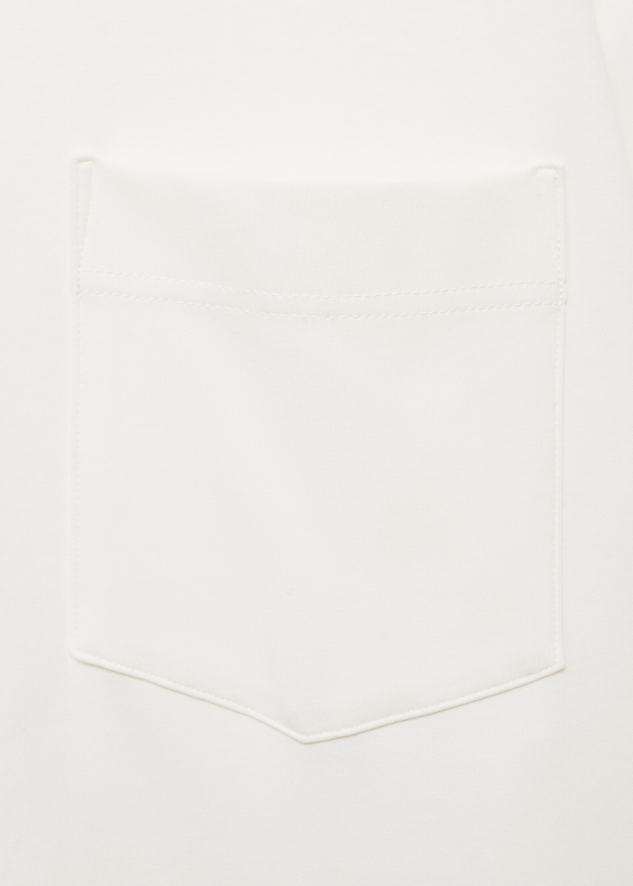 T-shirt med stor passform och ficka - Detaljer om artikeln 8