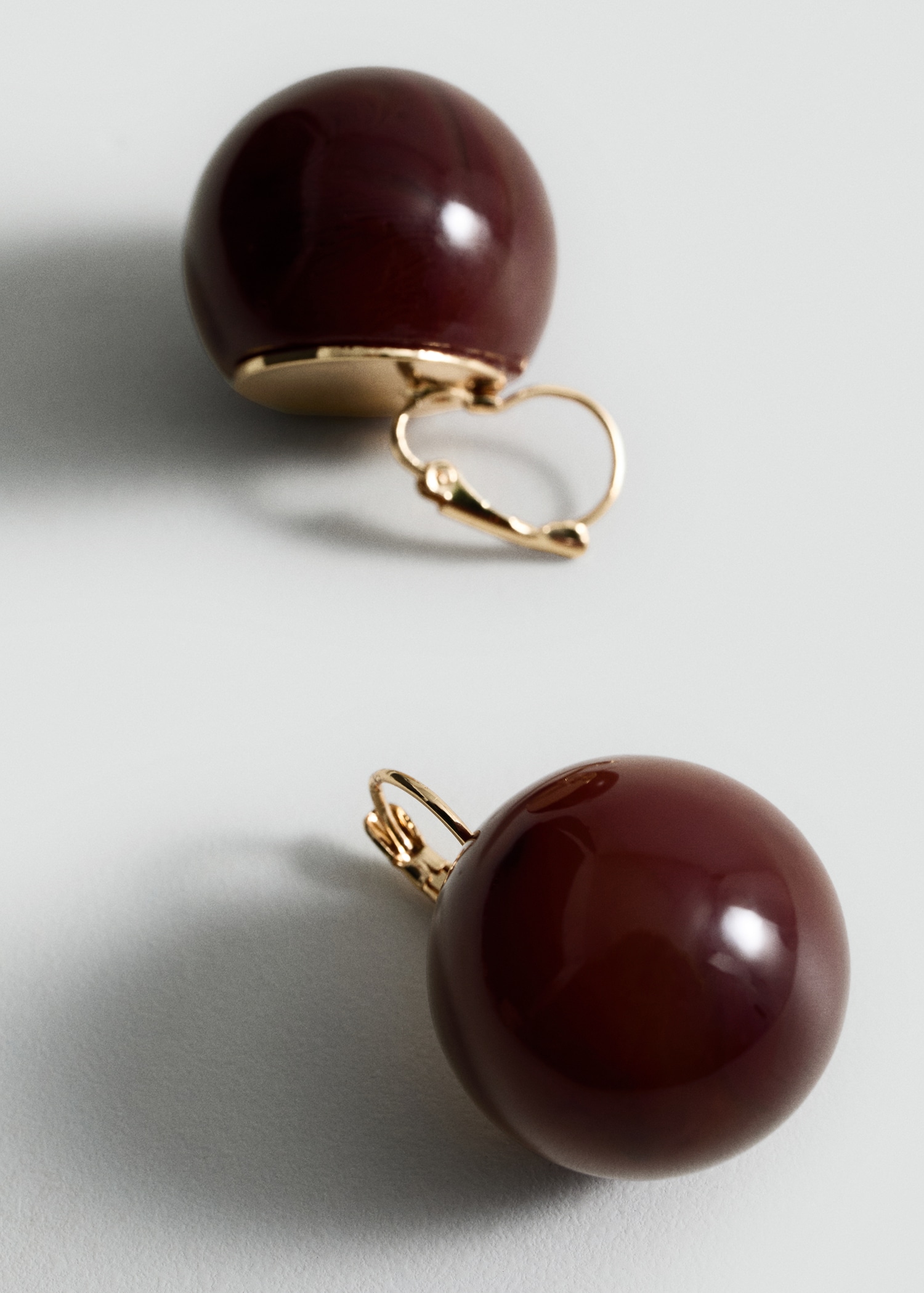 Earrings with ball design - Women | MANGO India