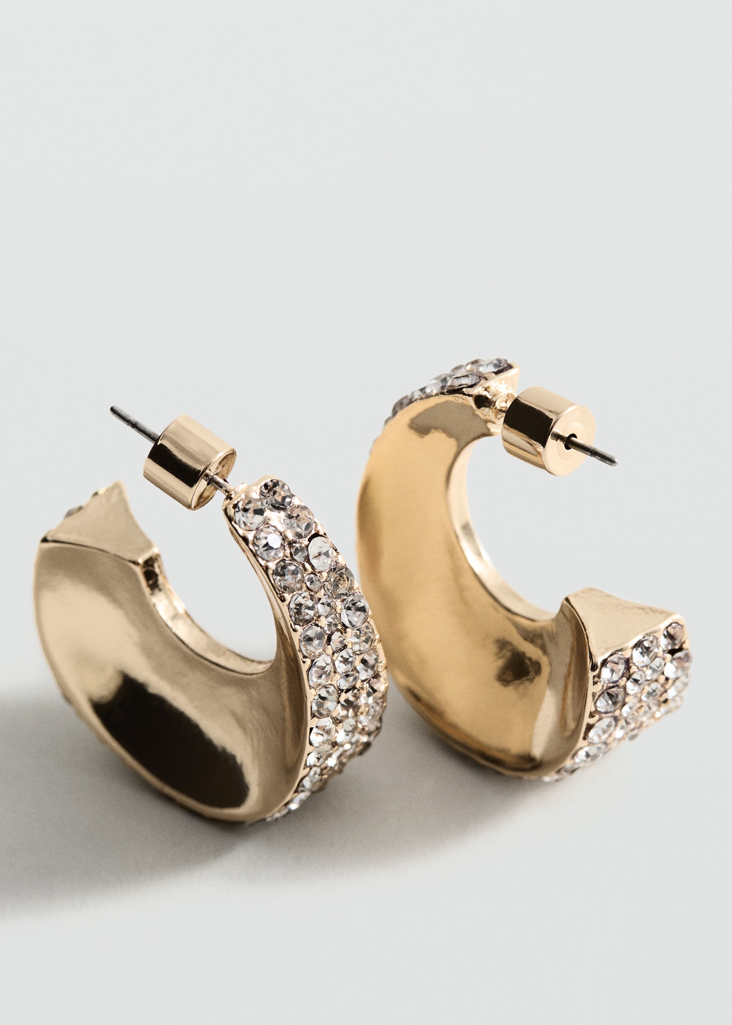Faceted crystal hoop earrings - Medium plane