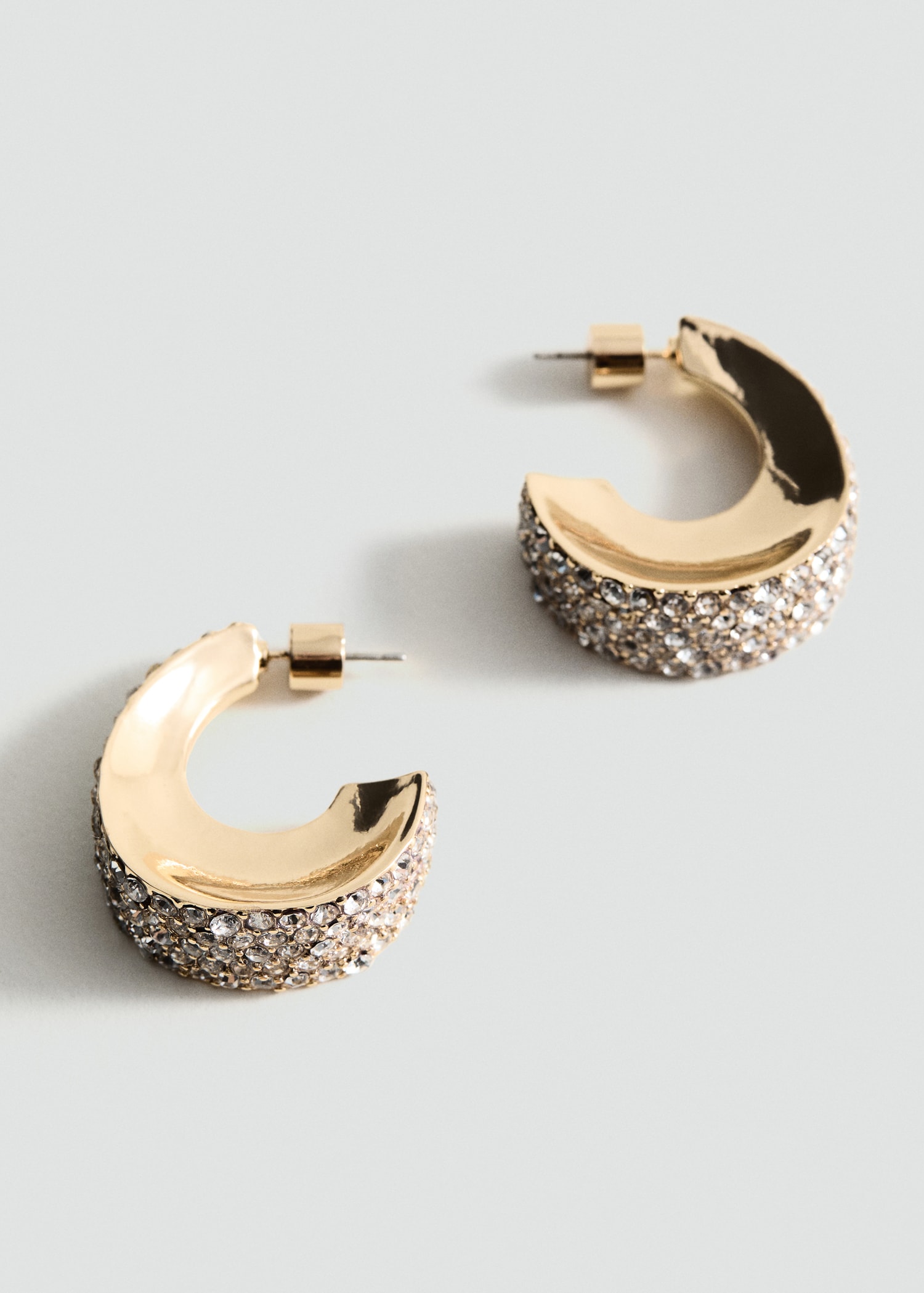 Faceted crystal hoop earrings - Details of the article 1