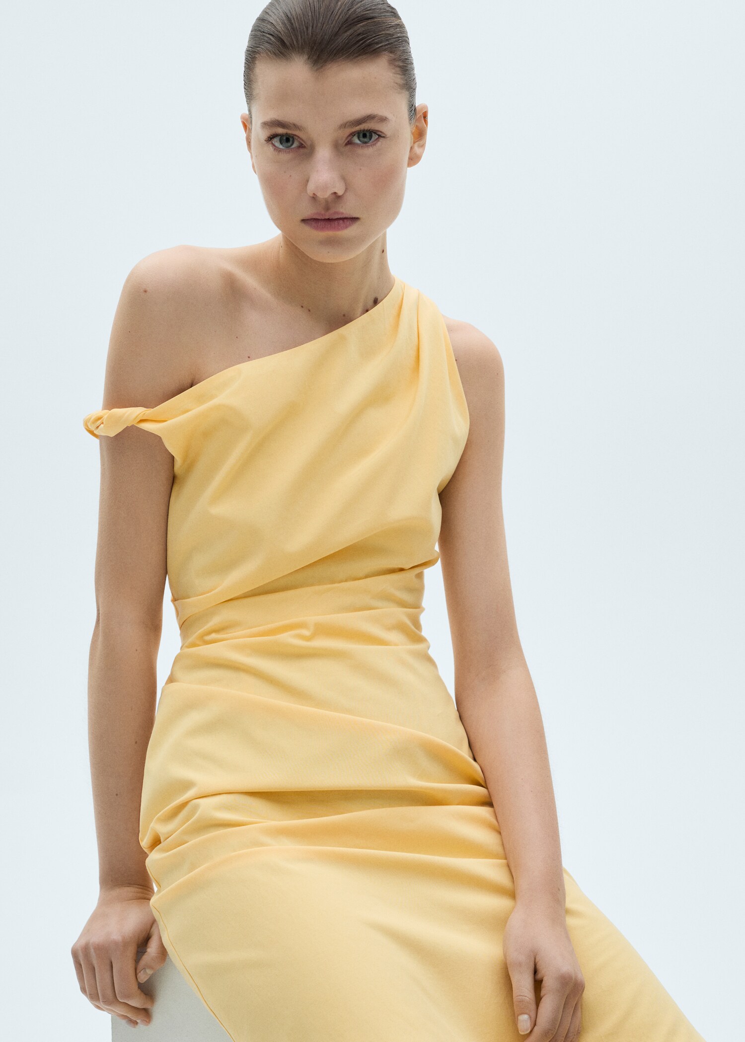Draped asymmetrical midi-dress - Details of the article 2