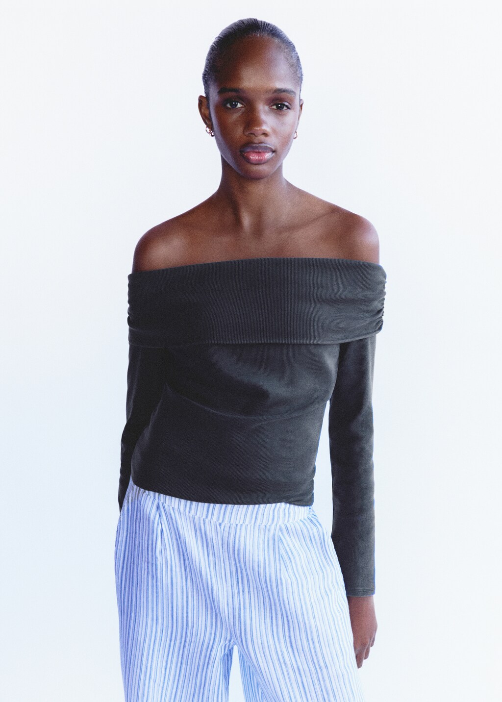 black off the shoulder tee
