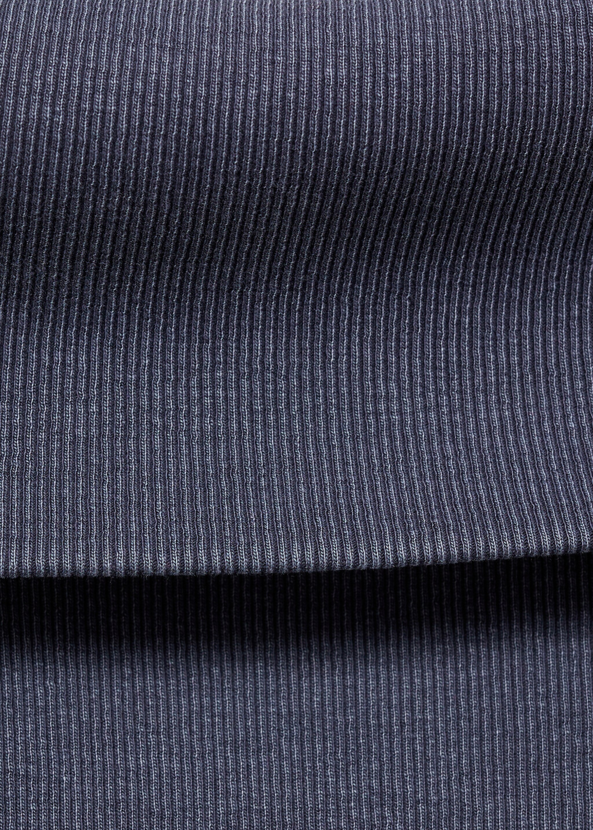 Camiseta off-shoulder - Detalle del artículo 8