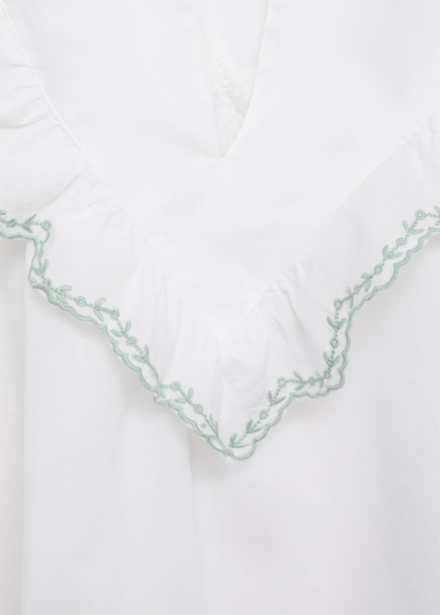 Blouse col volant - Détail de l'article 8