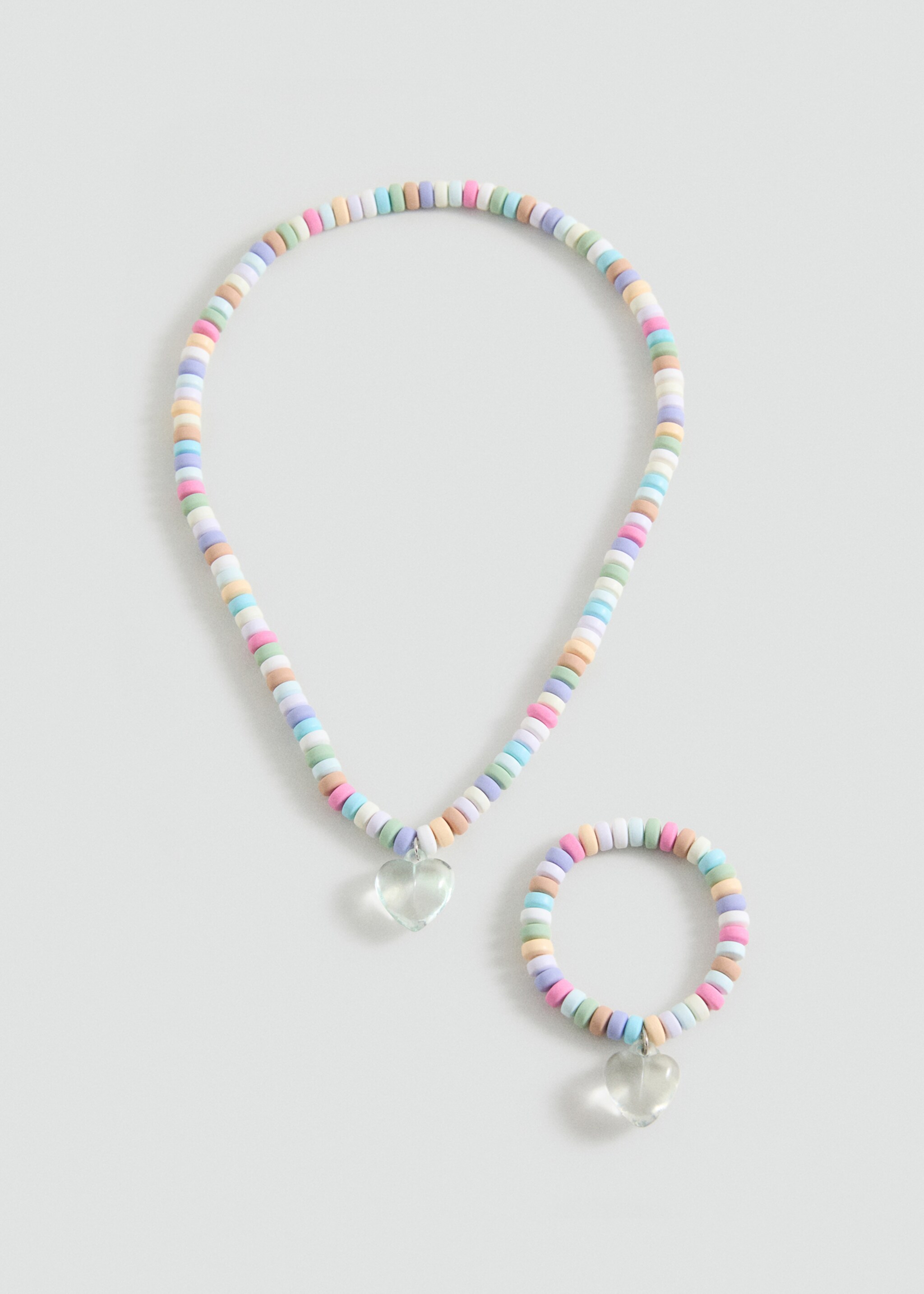 Ensemble colliers et bracelet - Article sans modèle