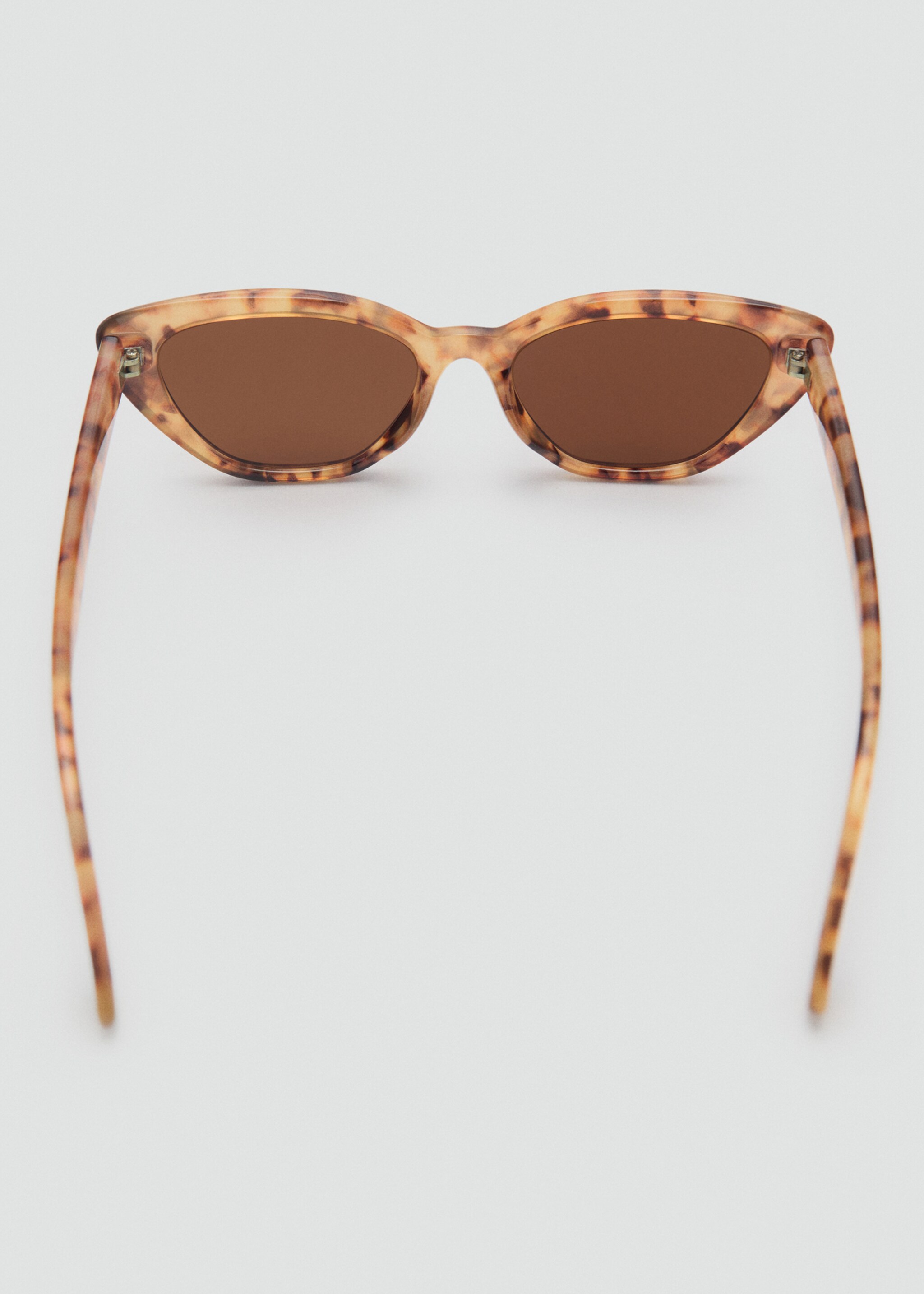 Cat-eye sunglasses - Details of the article 1