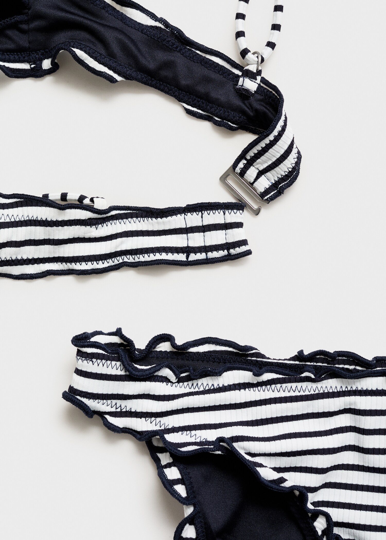 Striped bikini with trim - Details of the article 0