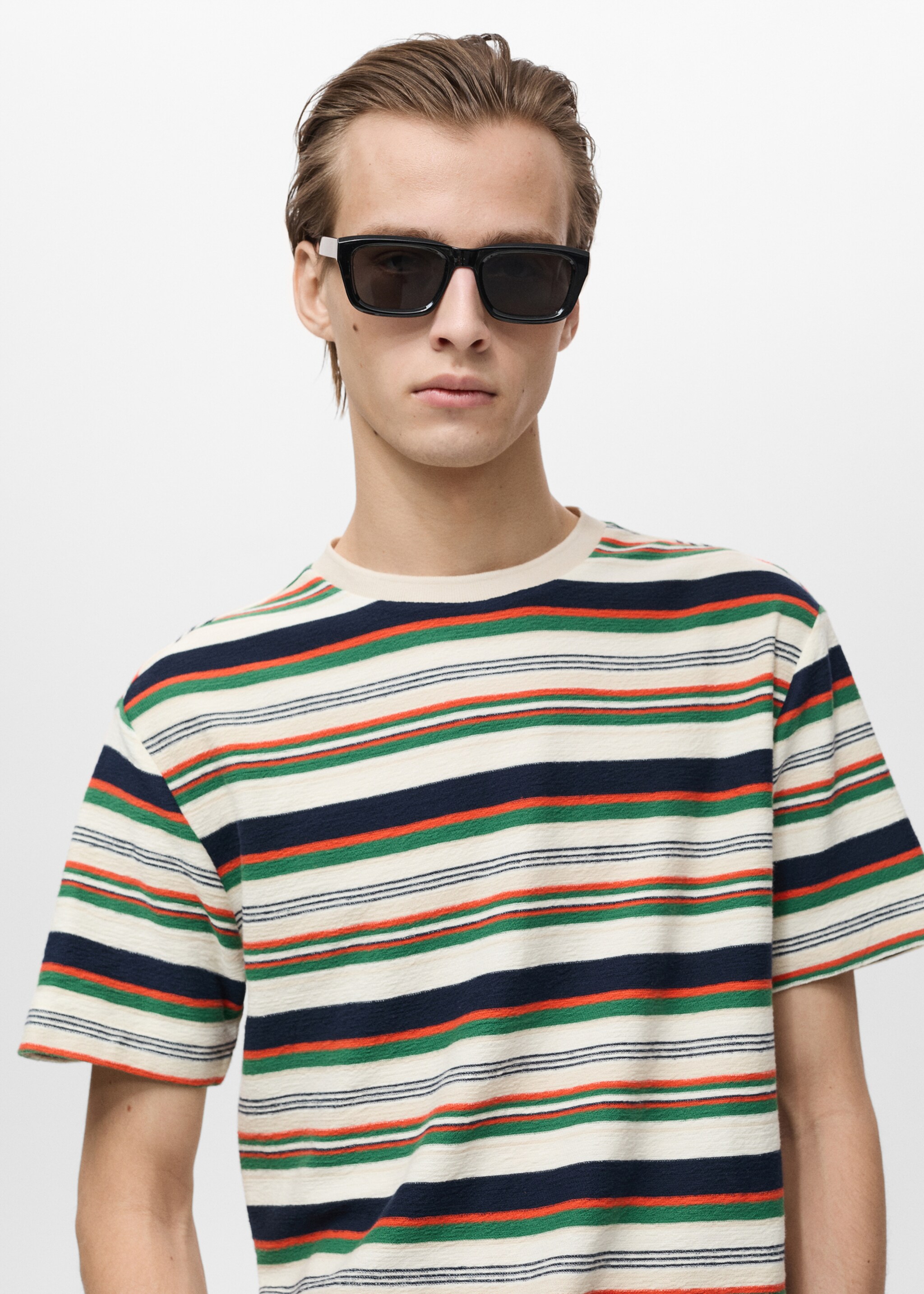 100% cotton regular-fit striped t-shirt - Details of the article 1