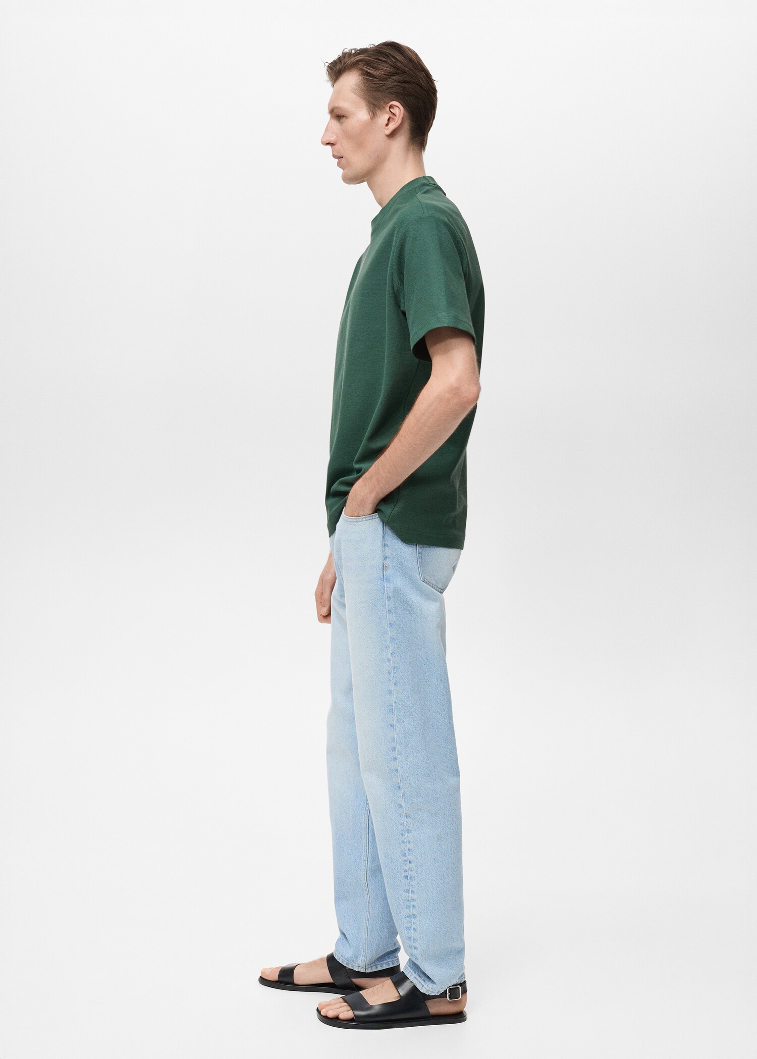 Regular-fit textured t-shirt - Details of the article 2