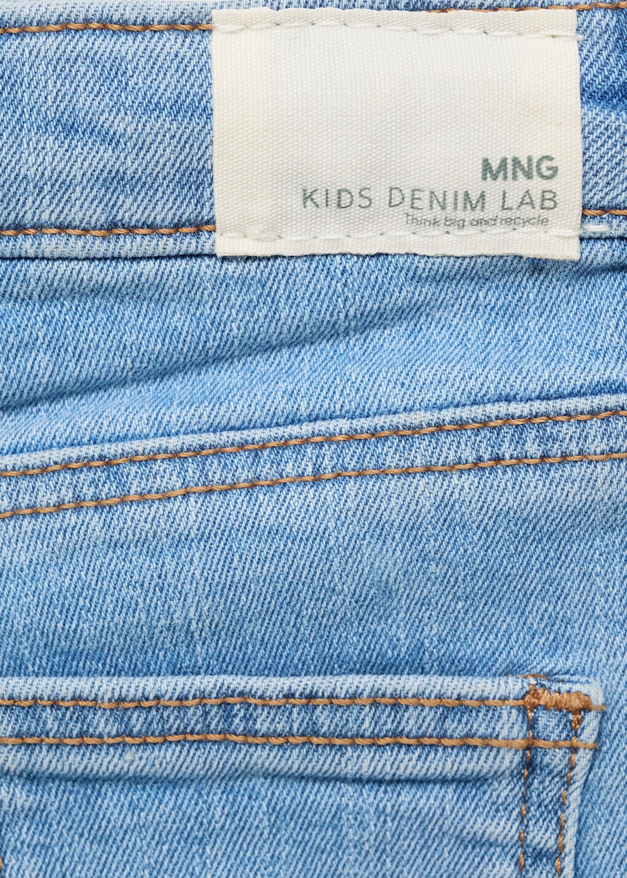 Denim turn-up shorts - Details of the article 0