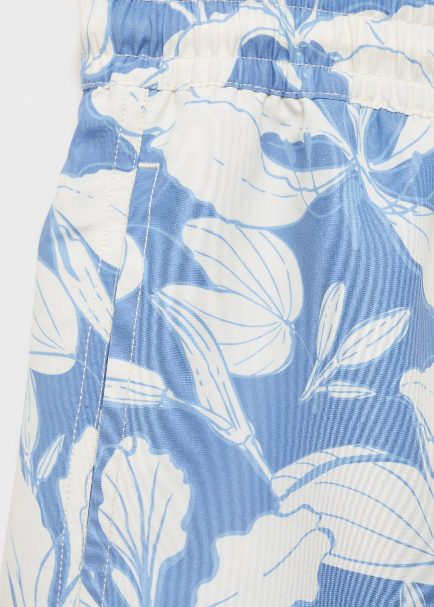 Floral print swimsuit - Details of the article 0