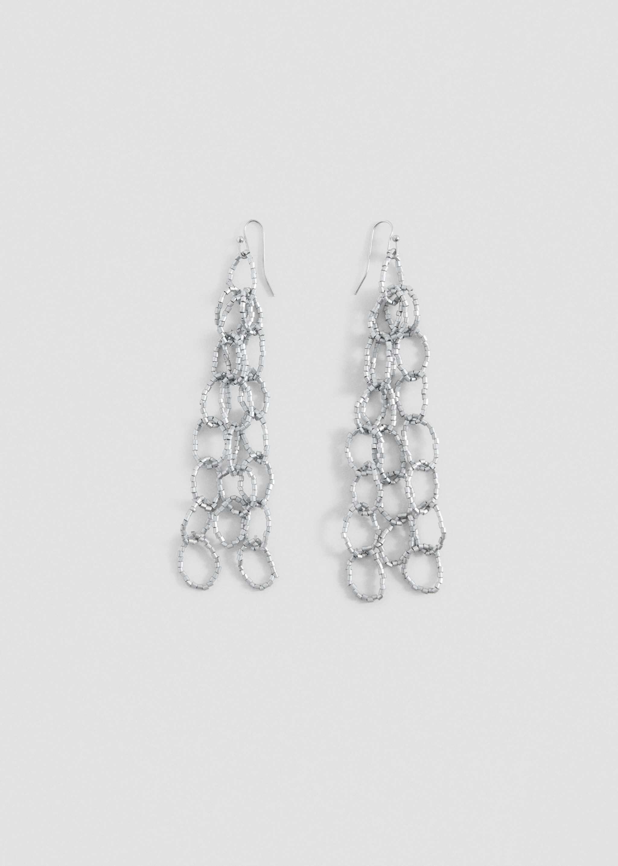 Long earrings with intertwined hoops - Article without model