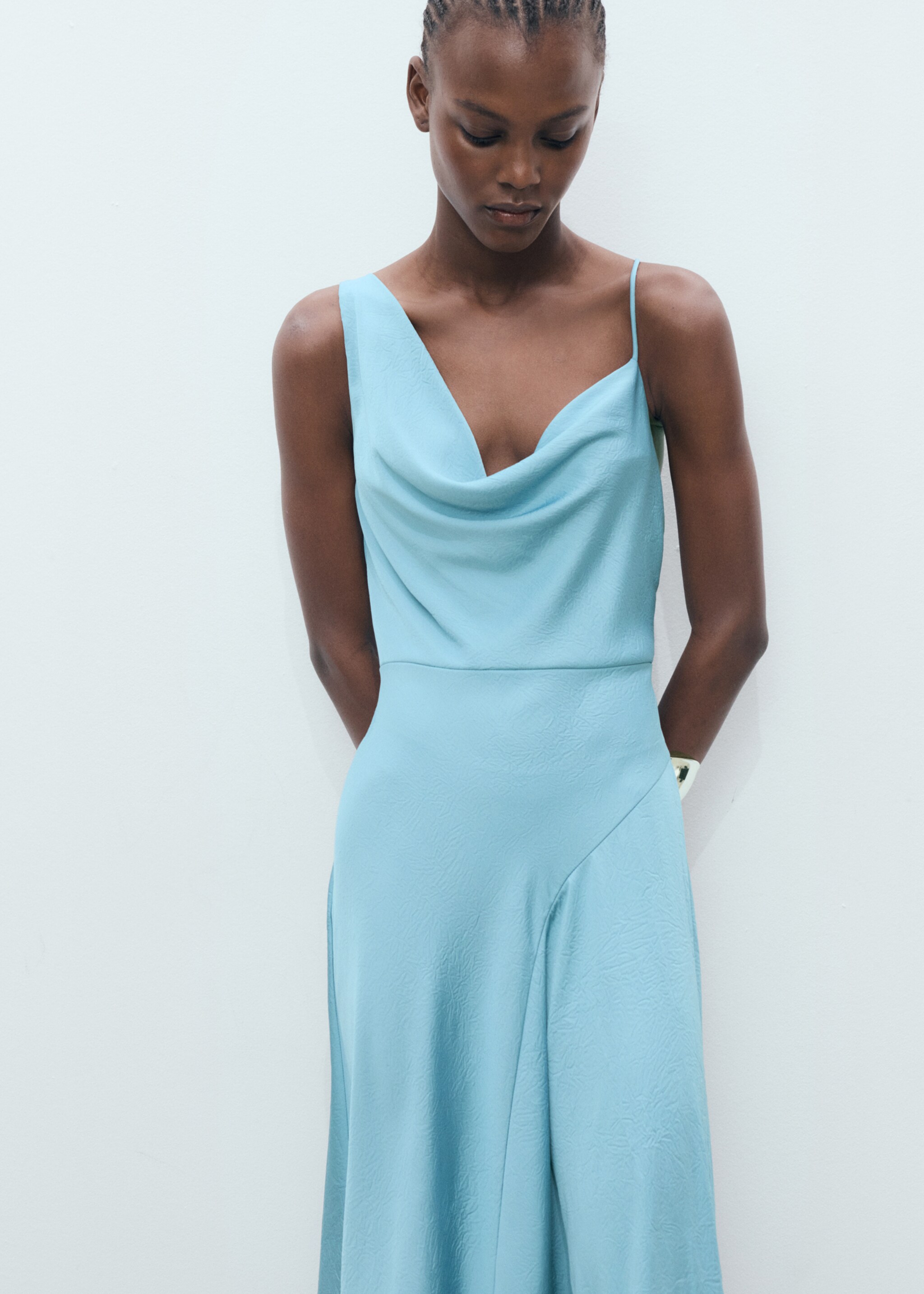 Asymmetrical wrinkled-effect dress - Medium plane
