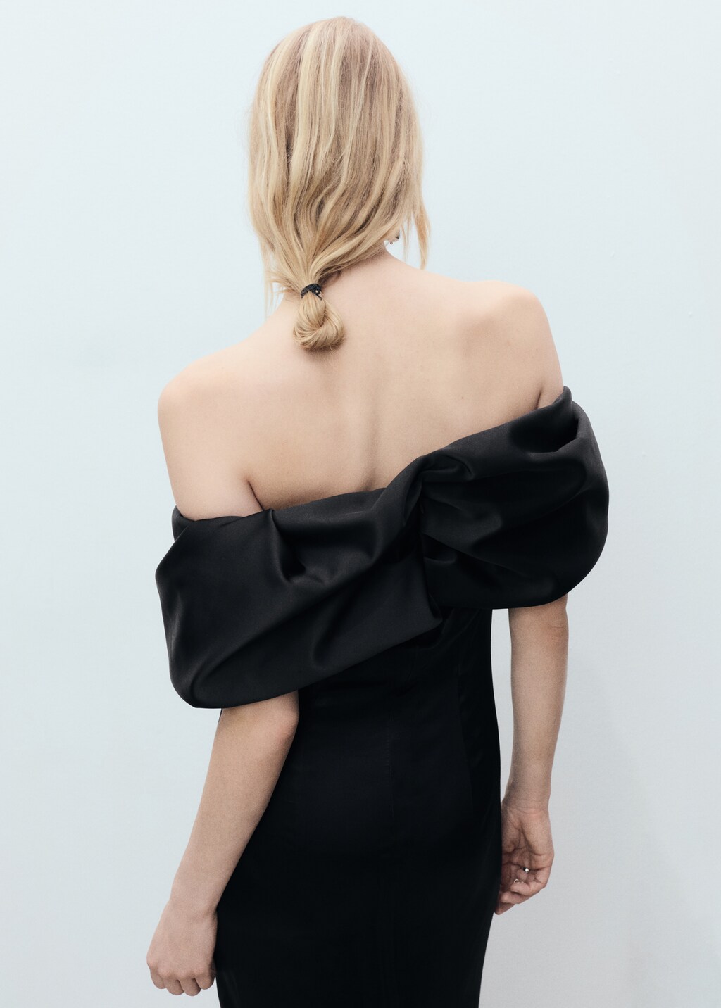 Mango - Satin dress with open shoulders and volume | Plush