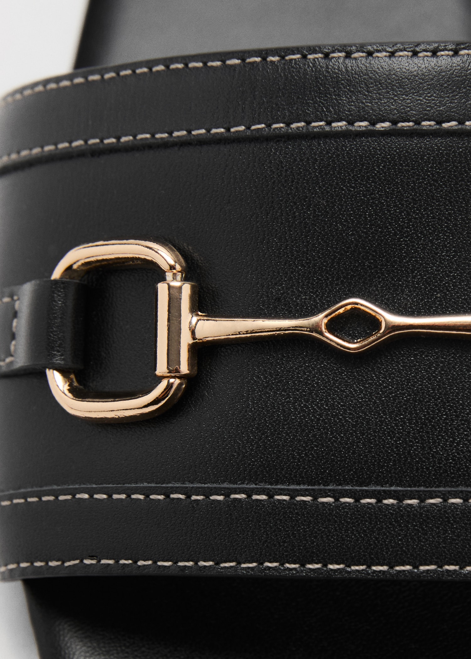 Buckle leather sandals - Women | MANGO USA