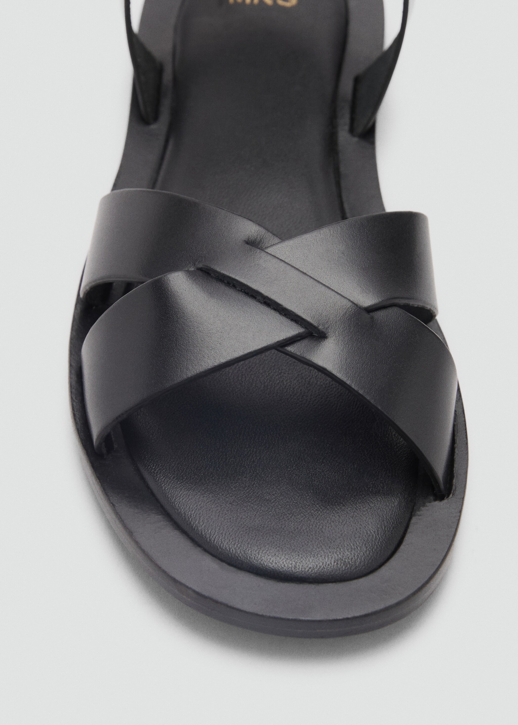 Leather sandals with buckle strap - Details of the article 2
