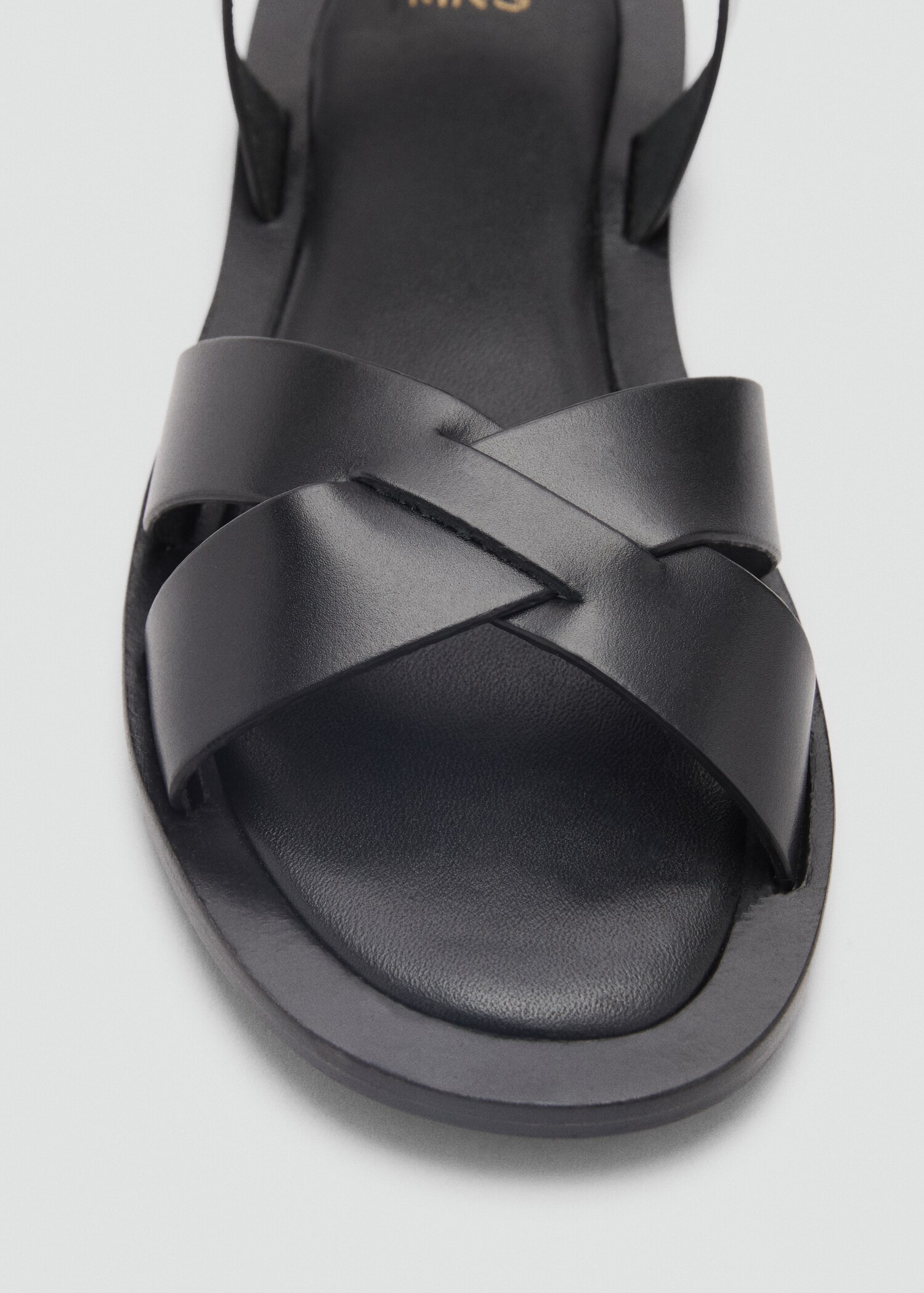 Leather sandals with buckle strap - Details of the article 2