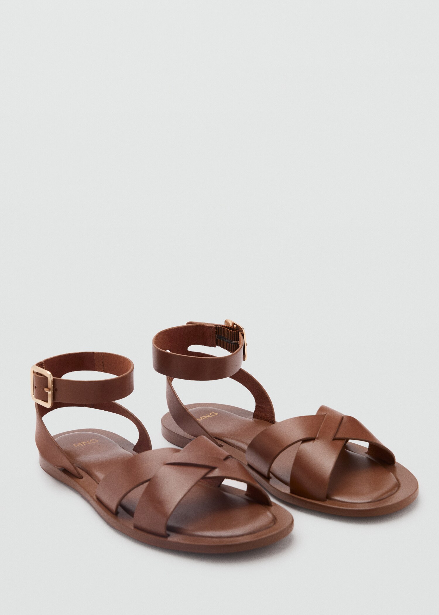 Leather sandals with buckle strap - Medium plane
