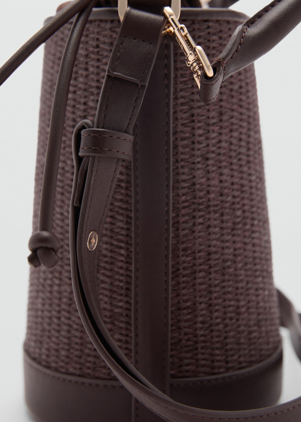 Small raffia bucket bag