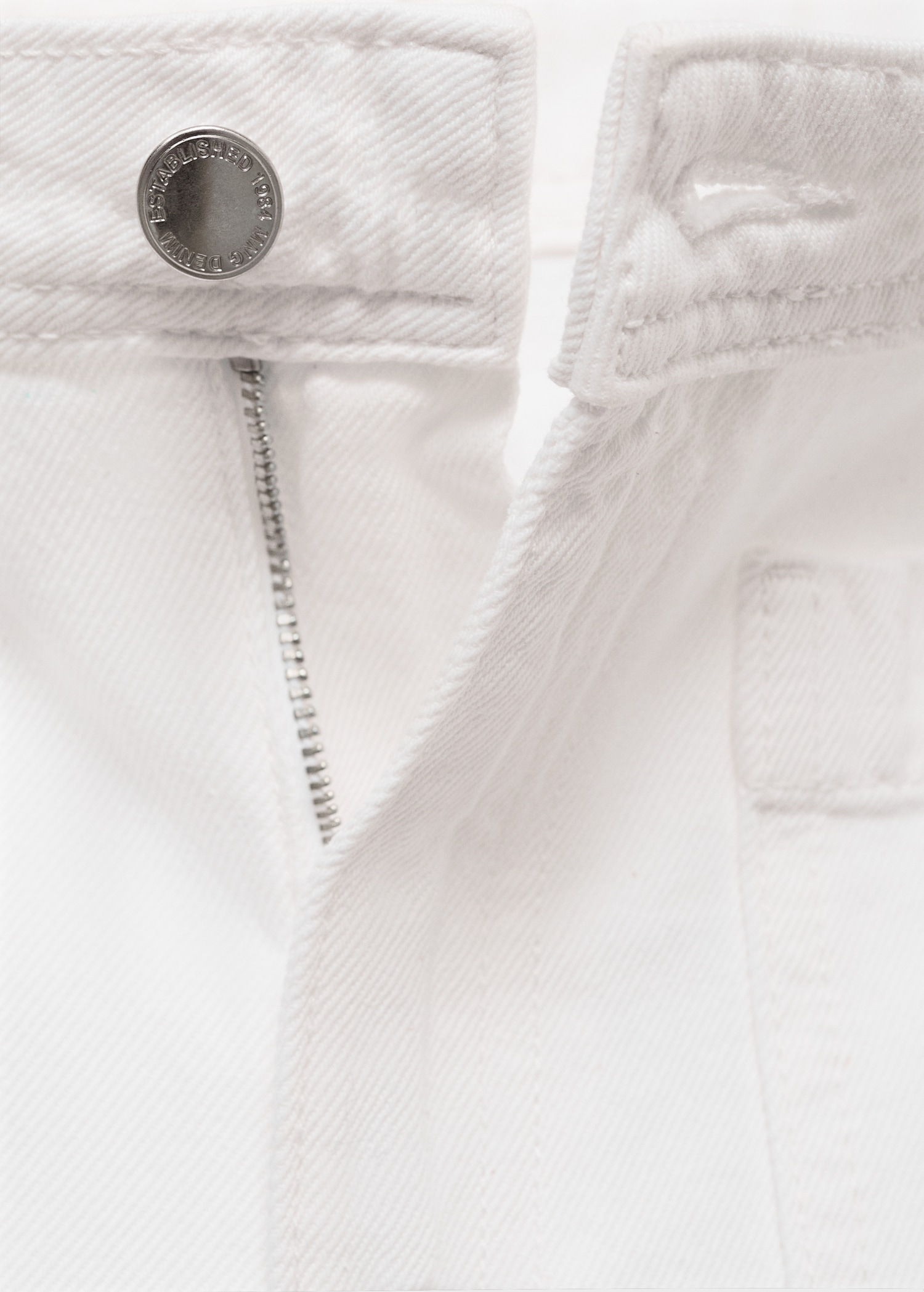 Wide-leg jeans with pockets - Details of the article 8