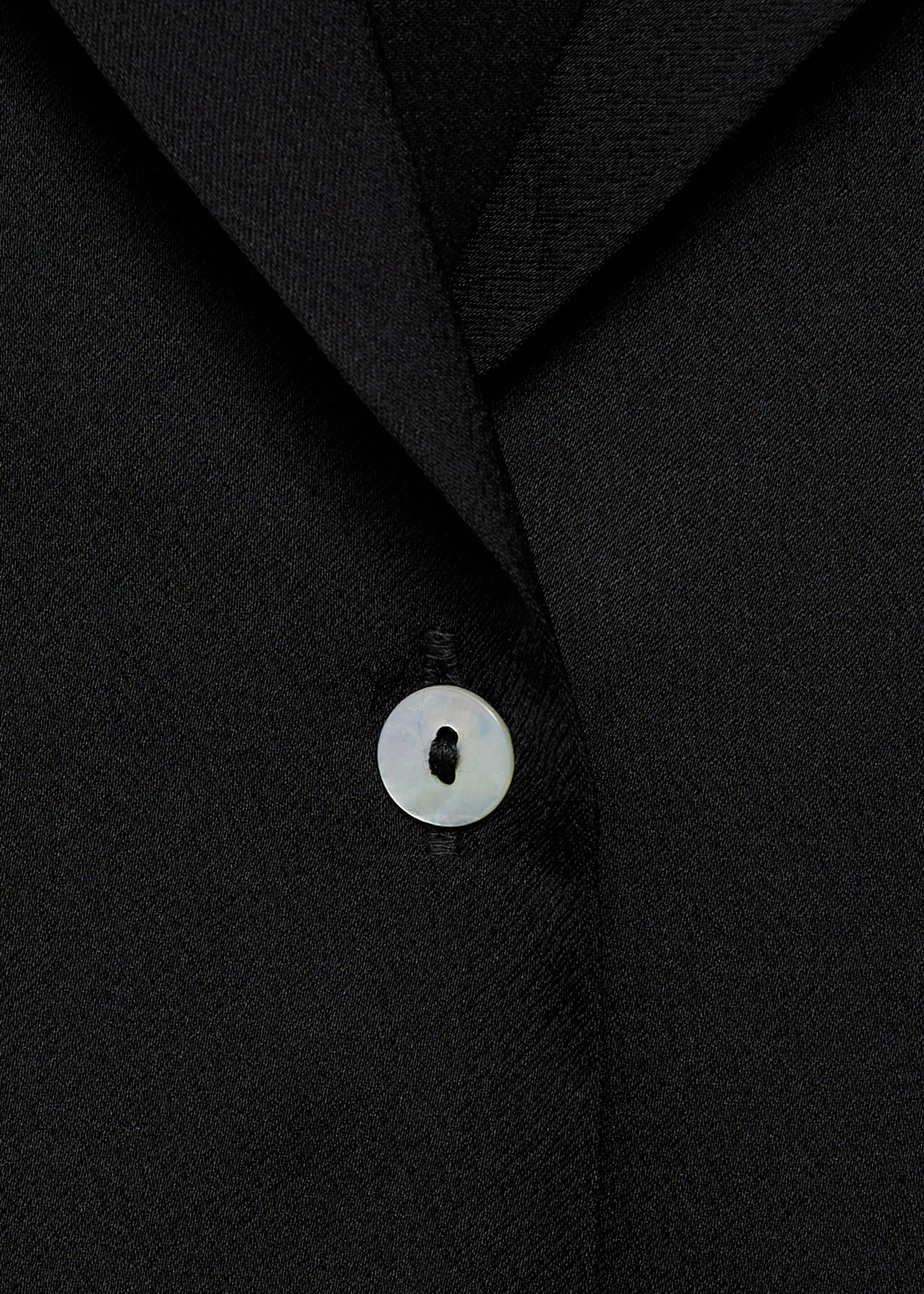 Short-sleeved satin shirt - Details of the article 0