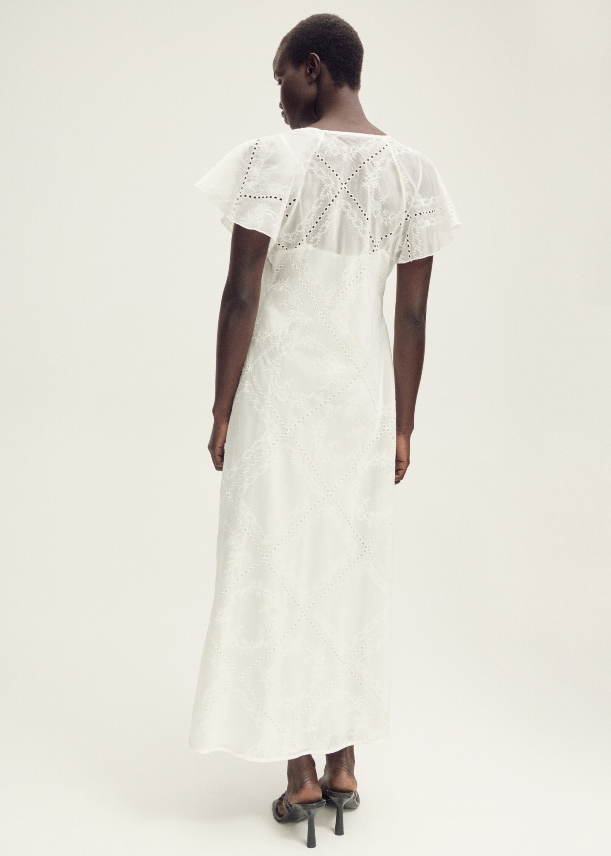 Vestido bordado detalles calados - Reverso del artículo