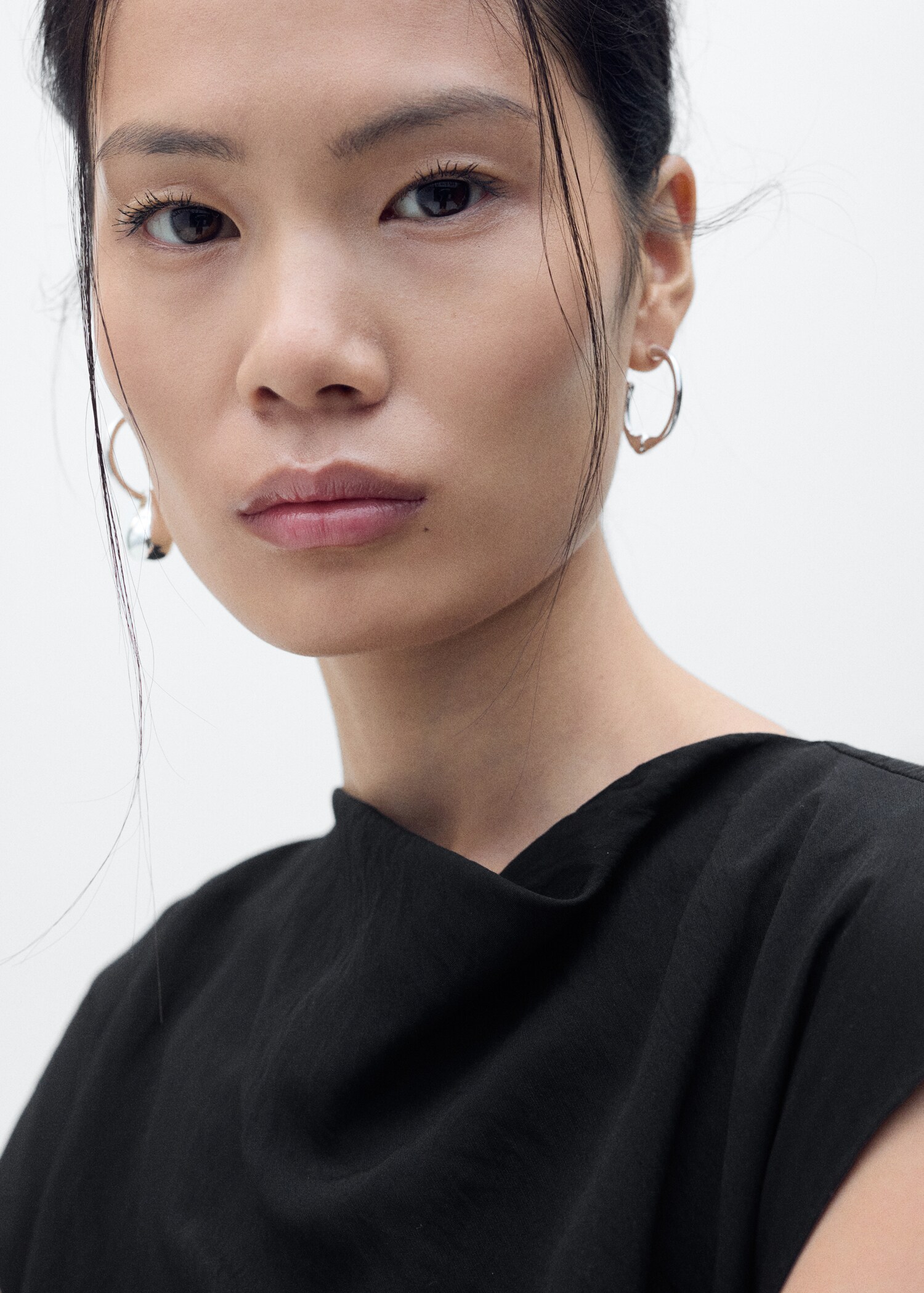 Draped straight dress - Details of the article 1