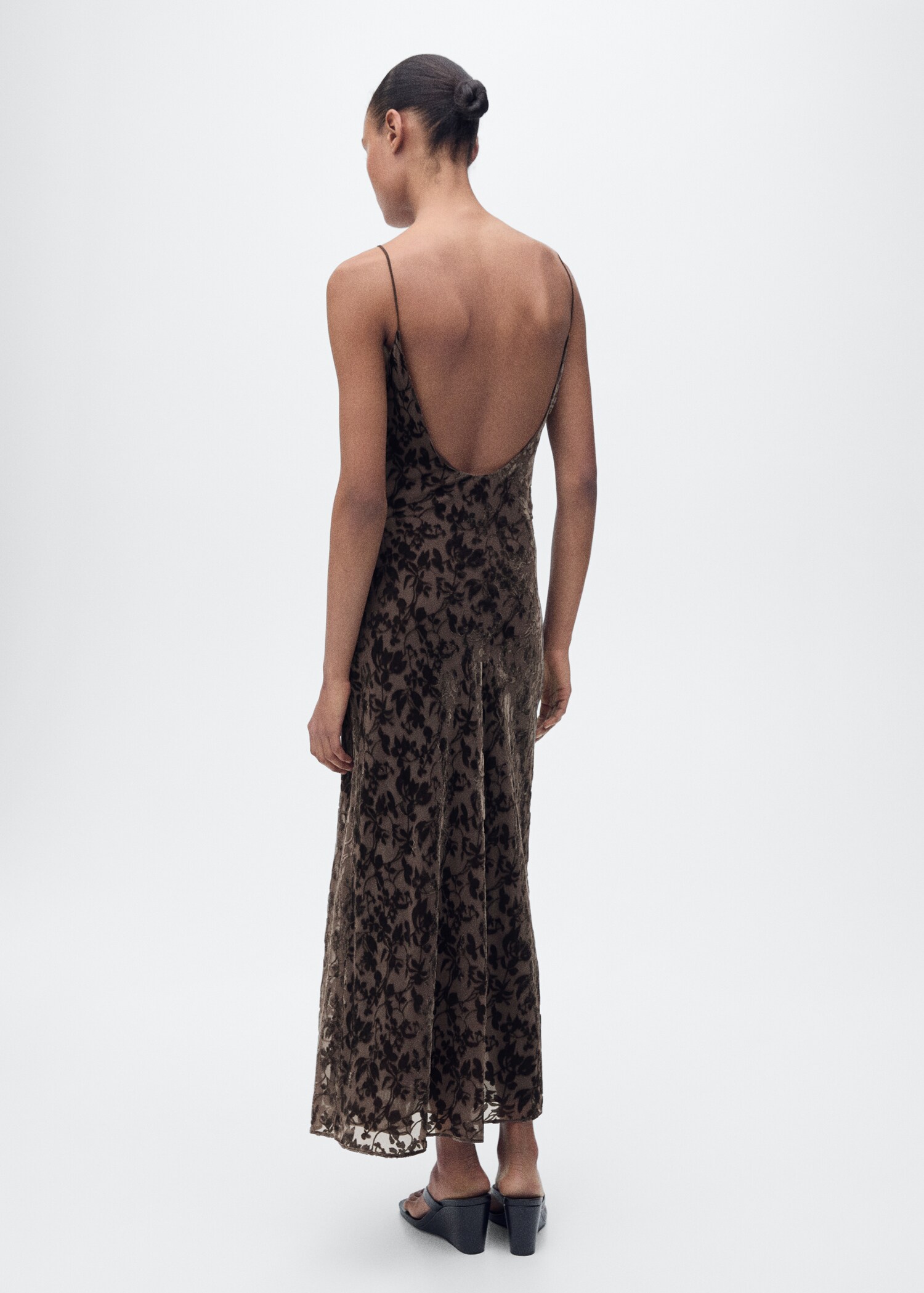 Devoré floral dress - Reverse of the article