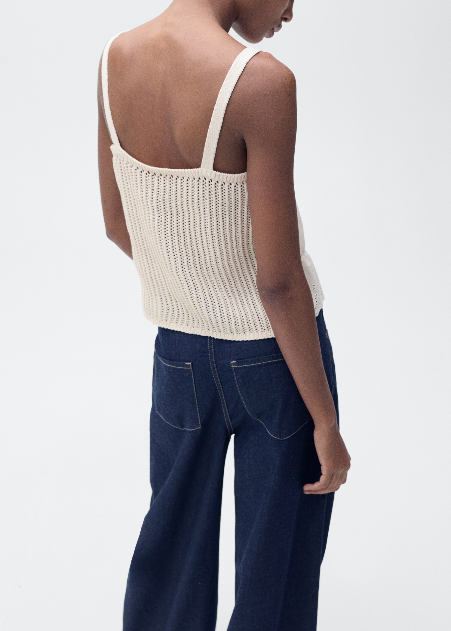 Combined top with openwork details - Reverse of the article