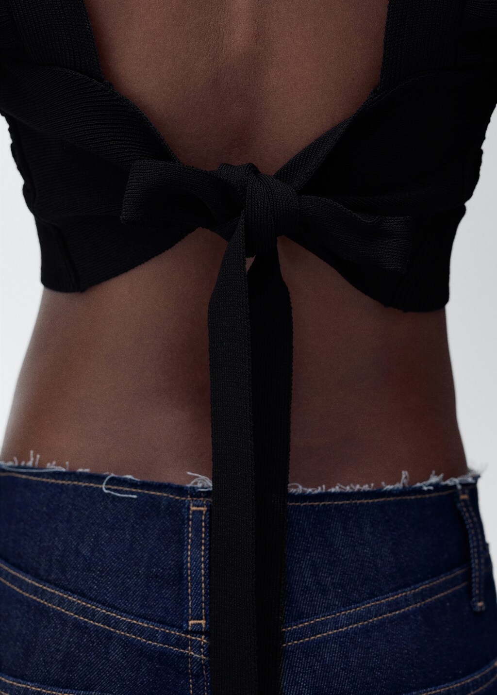 Crop top with bow on the back