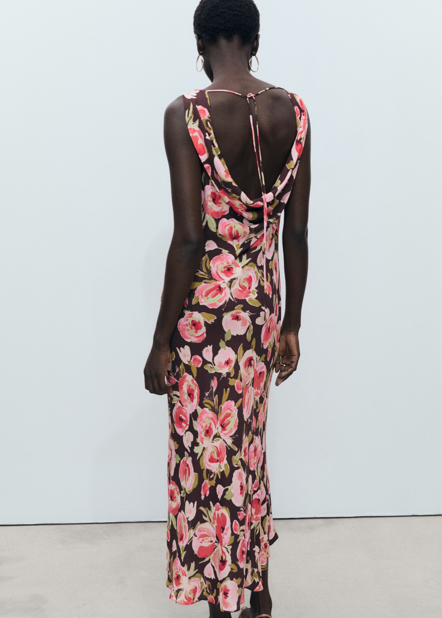 Floral dress with draped neck - Reverse of the article