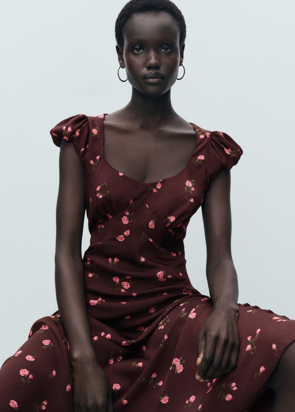 Short-sleeved floral midi-dress