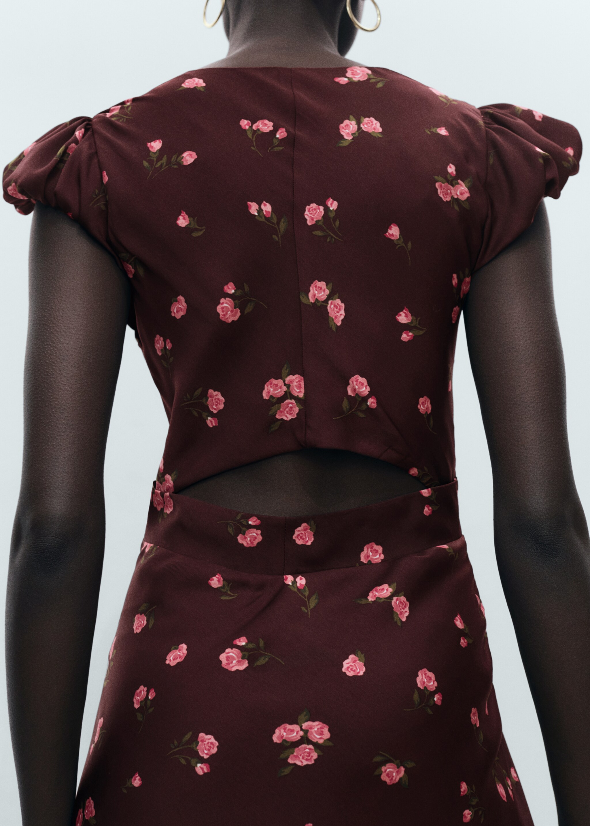 Short-sleeved floral midi-dress - Details of the article 2