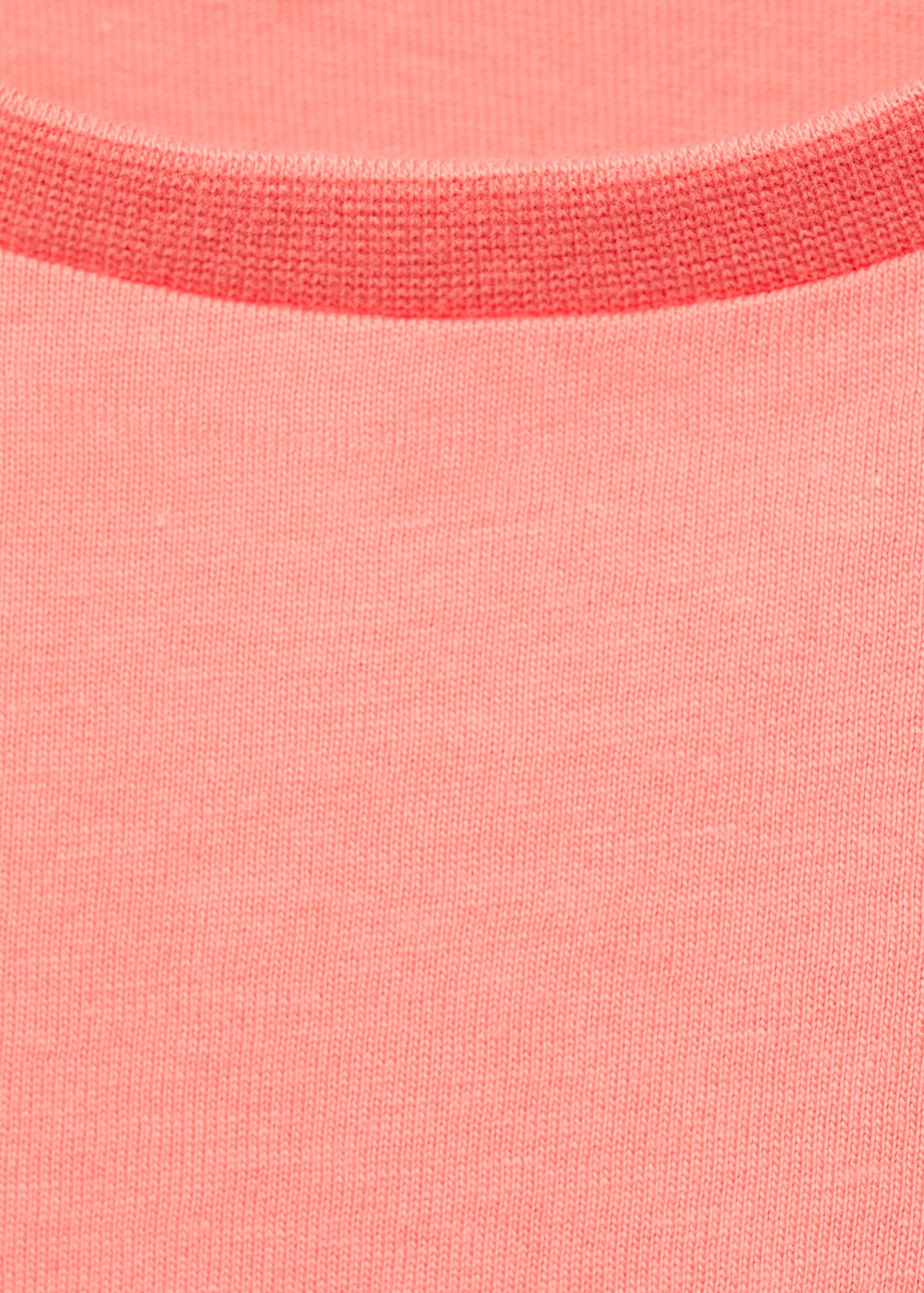 Ruffled sleeve T-shirt - Details of the article 0