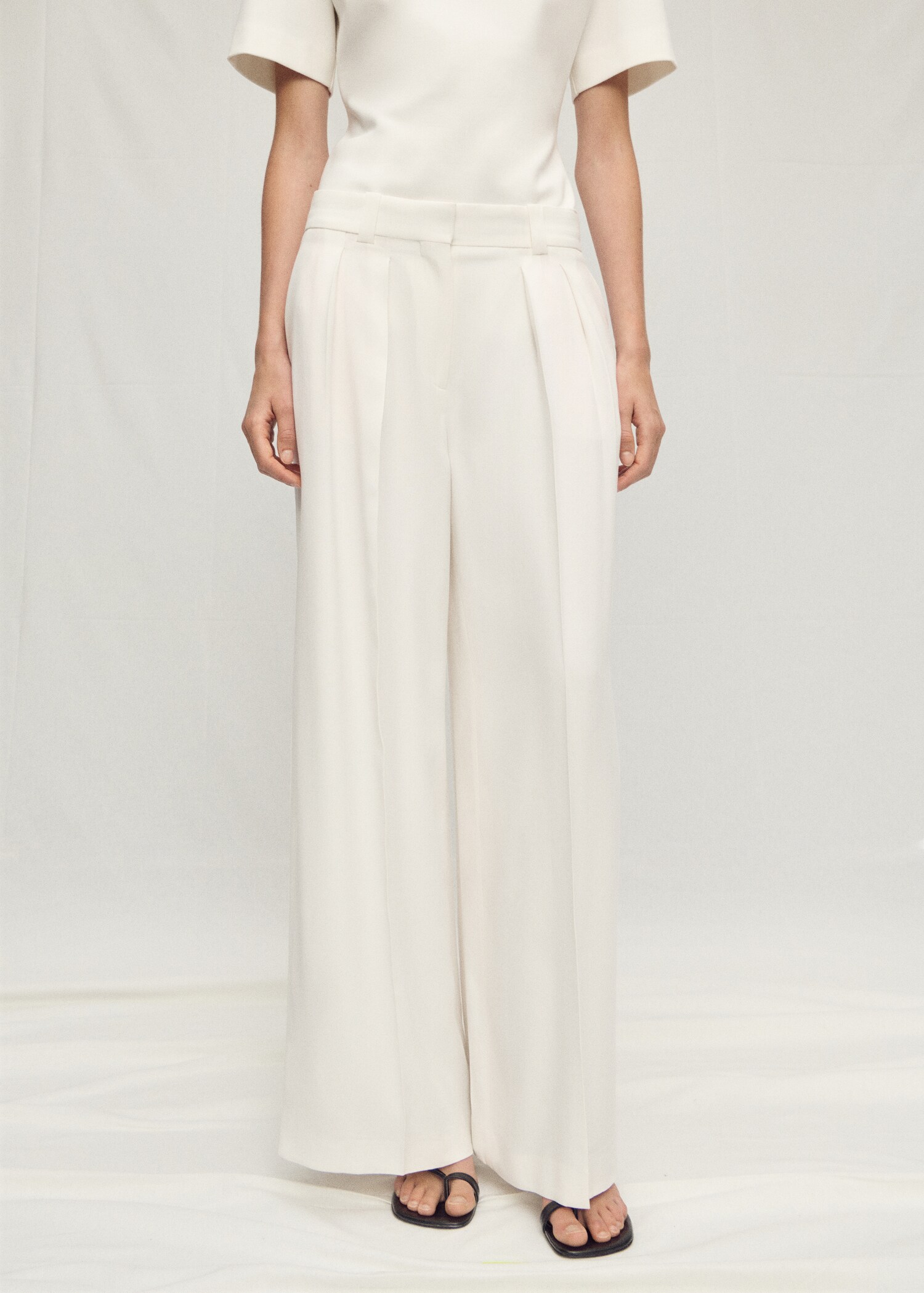 Lyocell suit trousers with pleats - Medium plane