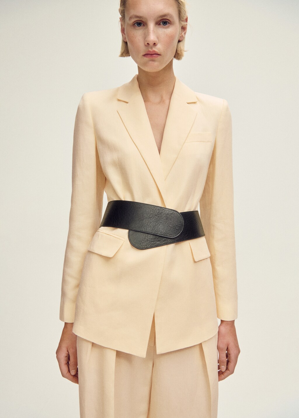 Straight-fit linen-blend suit pants - image 4