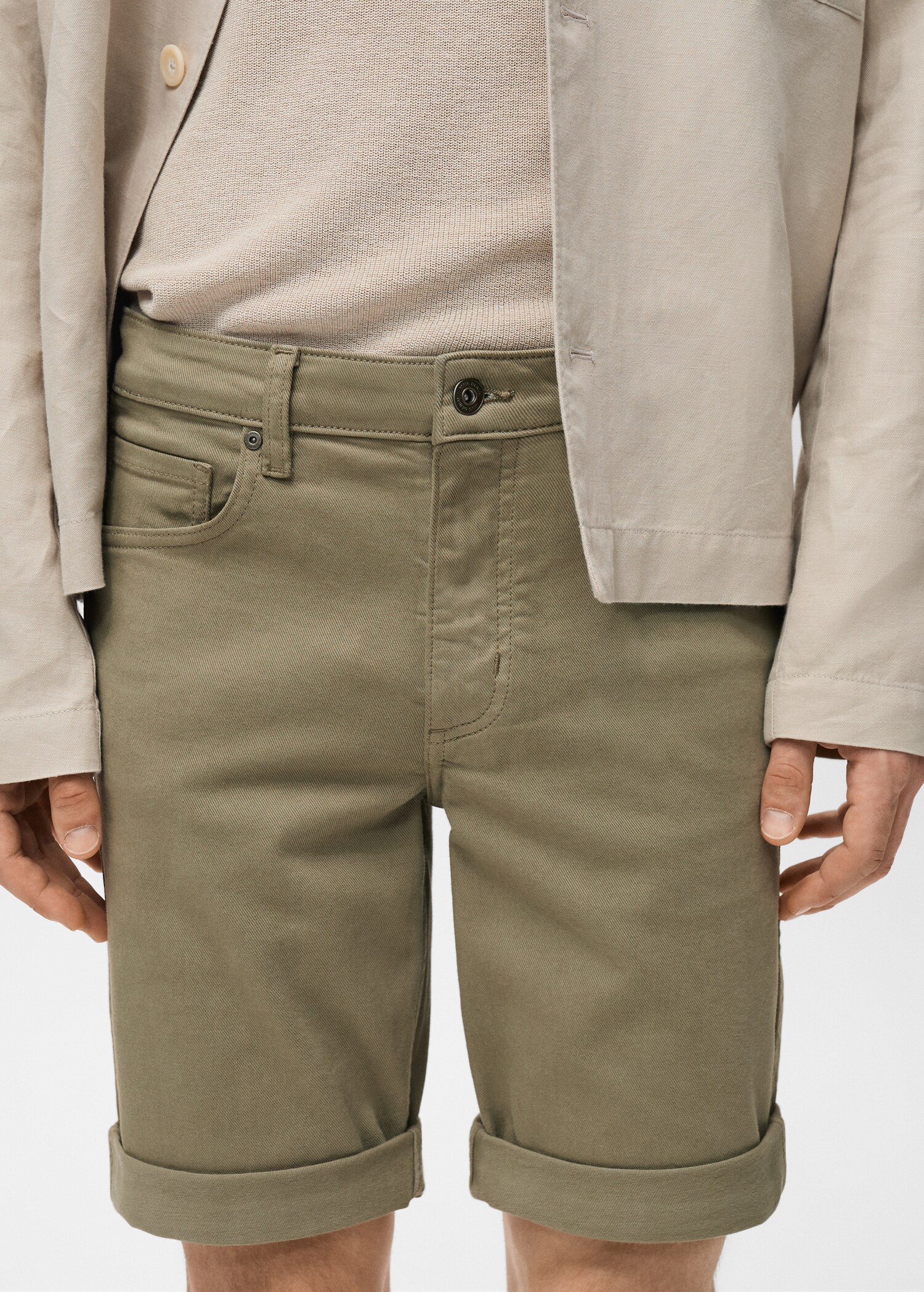 Slim Fit-Bermudashorts aus Baumwolle - Detail des Artikels 1
