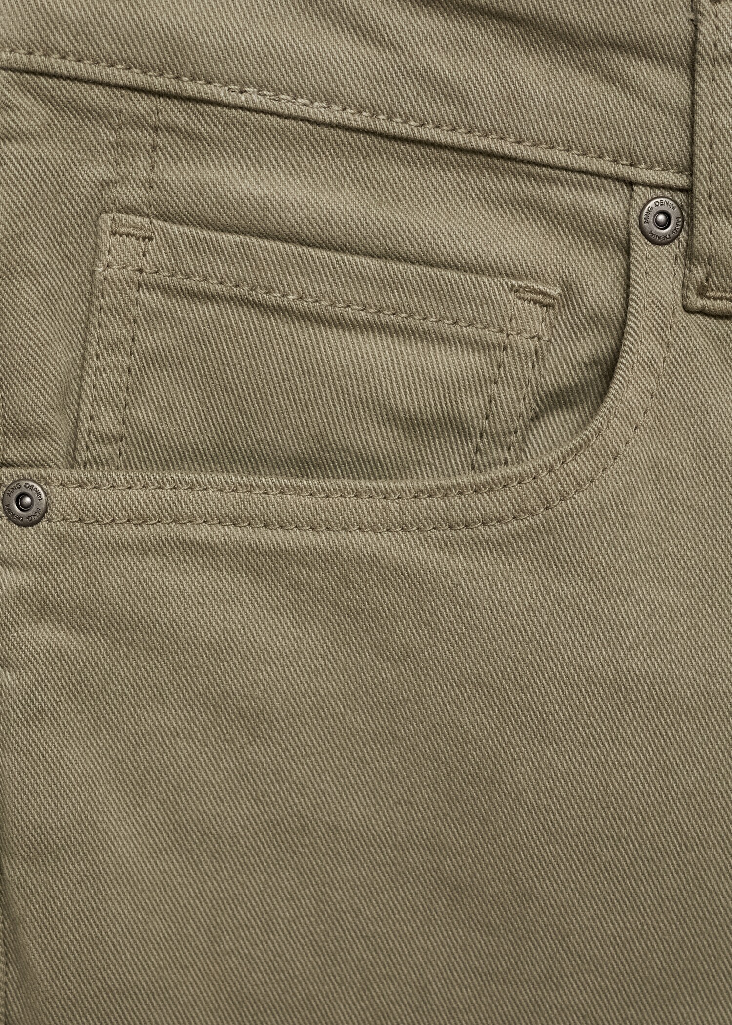Slim Fit-Bermudashorts aus Baumwolle - Detail des Artikels 8
