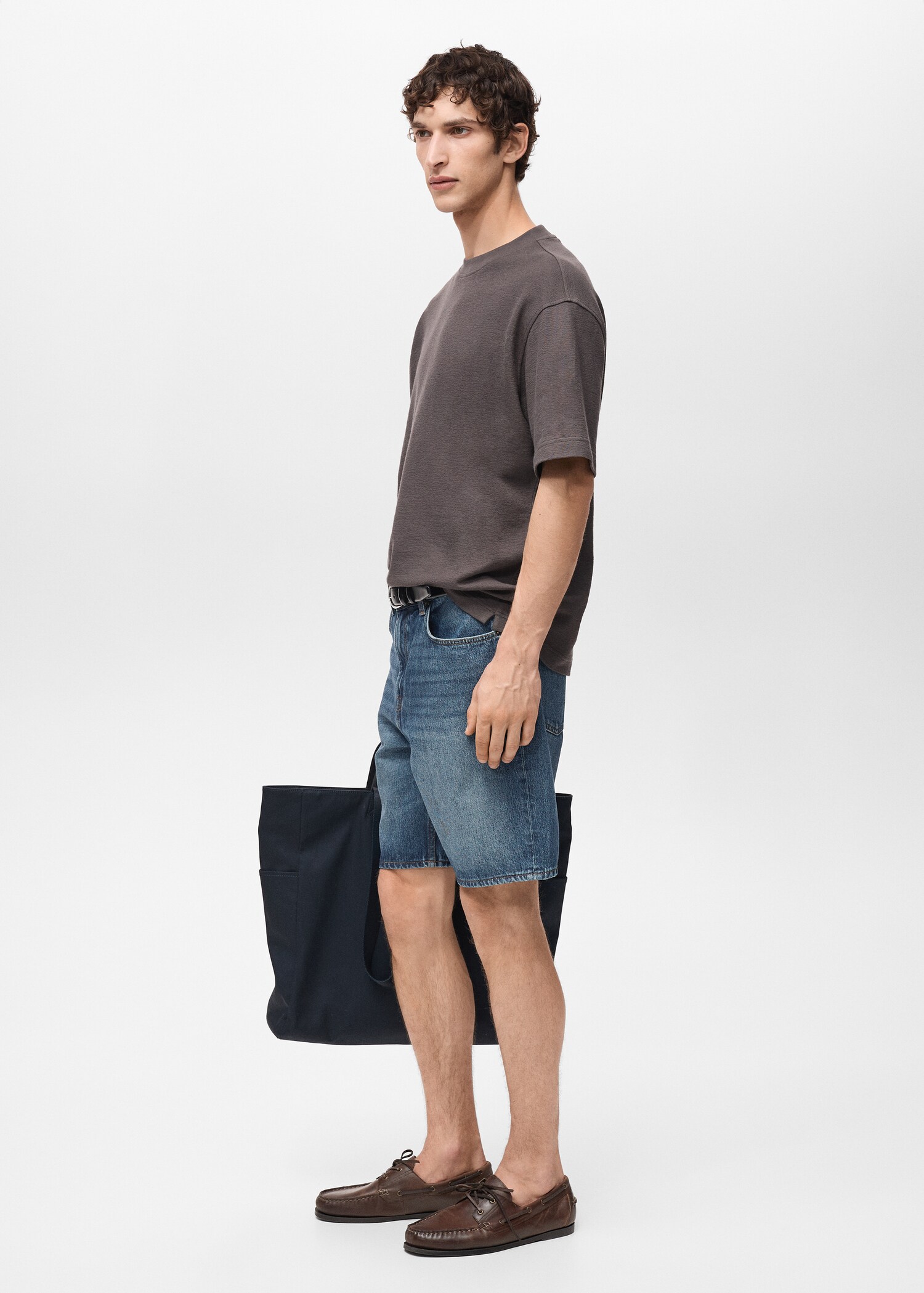 Regular-fit denim shorts - Details of the article 2